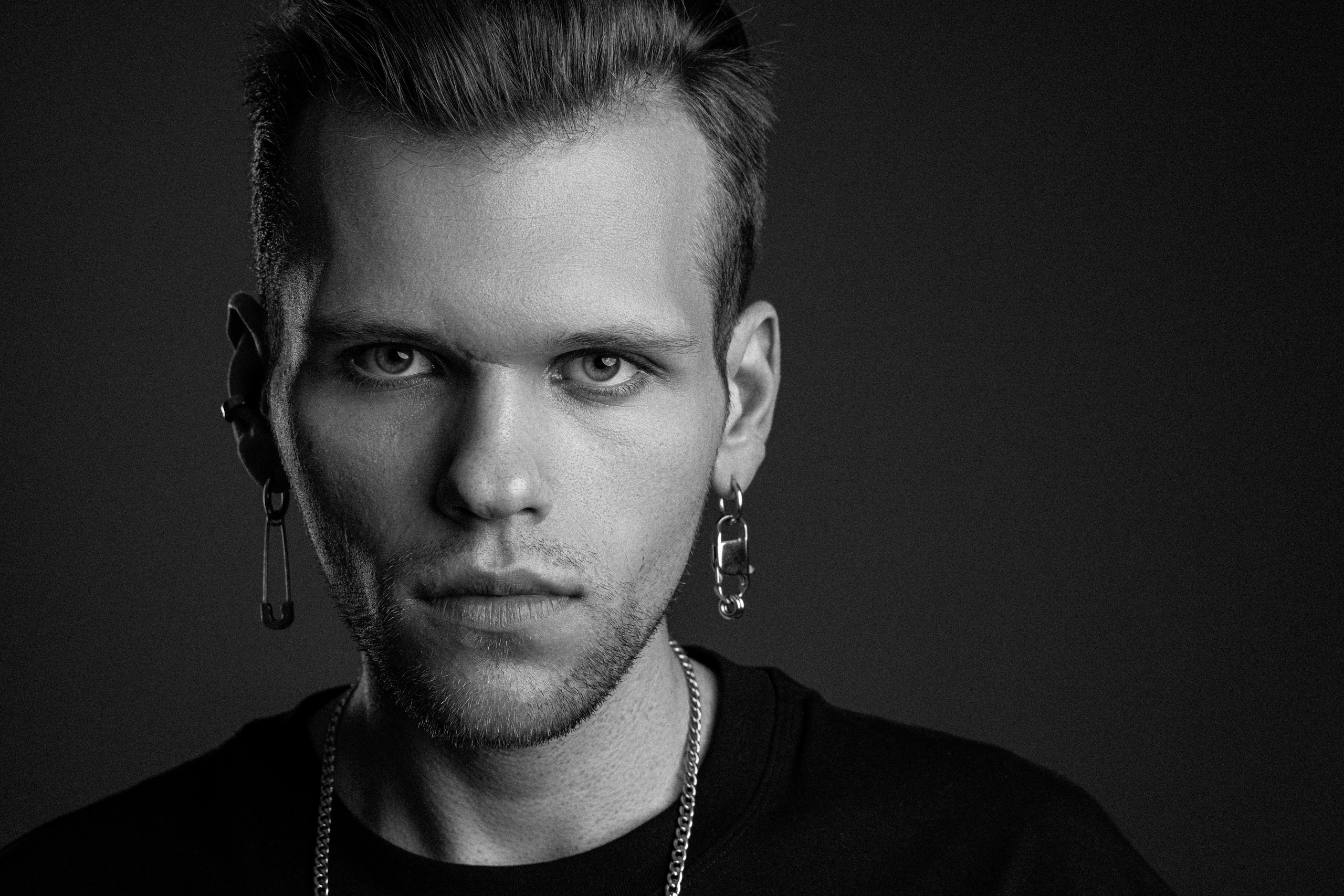 Alex Alone. Креативный и коммерческий фотограф в Москве Алёна Куликова