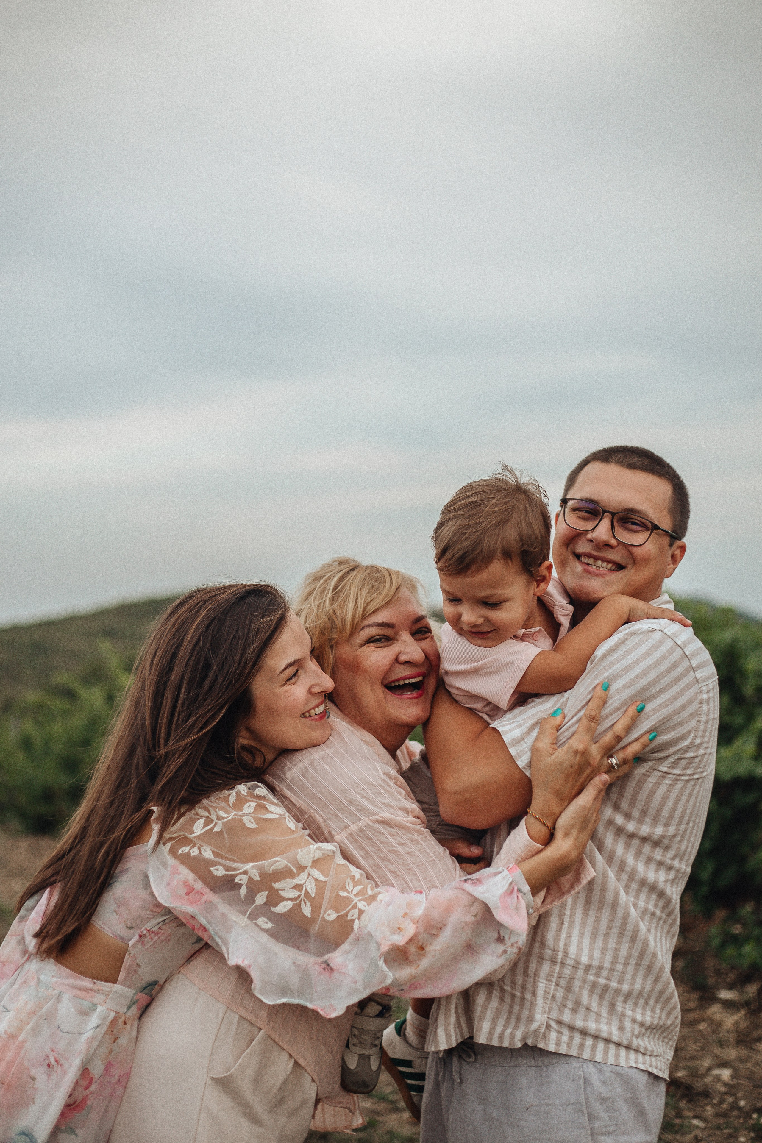 Прогулка у домика виноградаря — о семье, о любви, о счастье ;). Семейный фотограф Новороссийск, Анапа, Геленджик — Юлия Давыдова