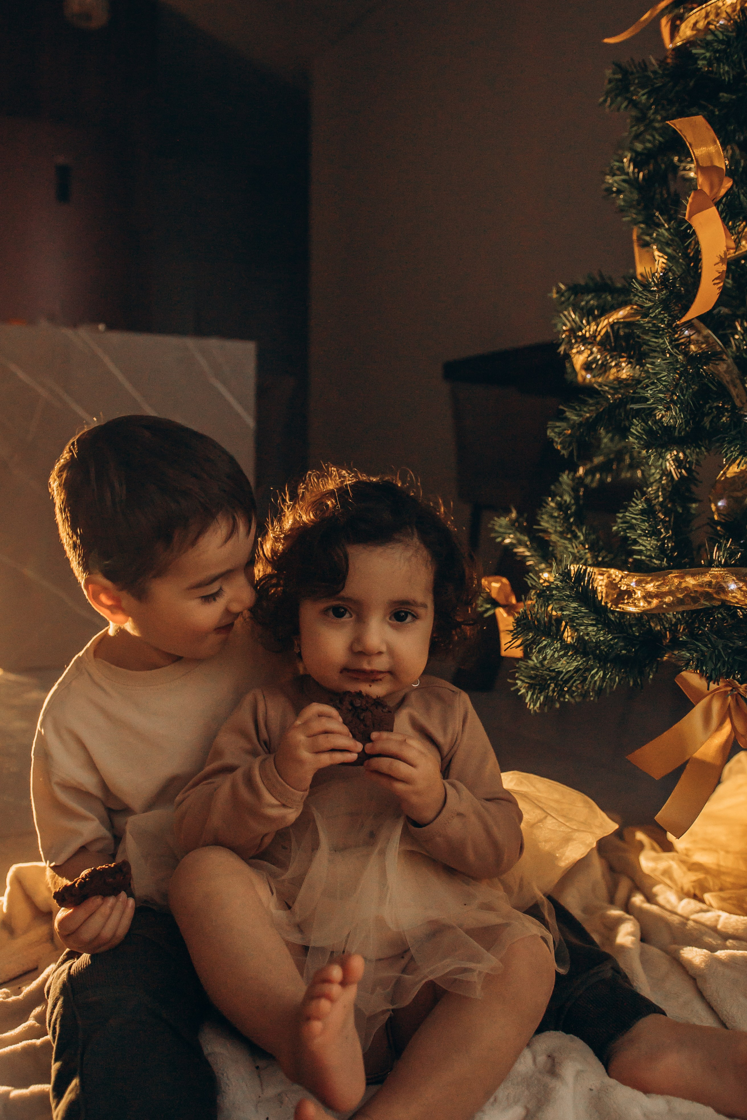 Лусине, Микаэль и Амелия — моменты дома). Семейный фотограф Новороссийск, Анапа, Геленджик — Юлия Давыдова