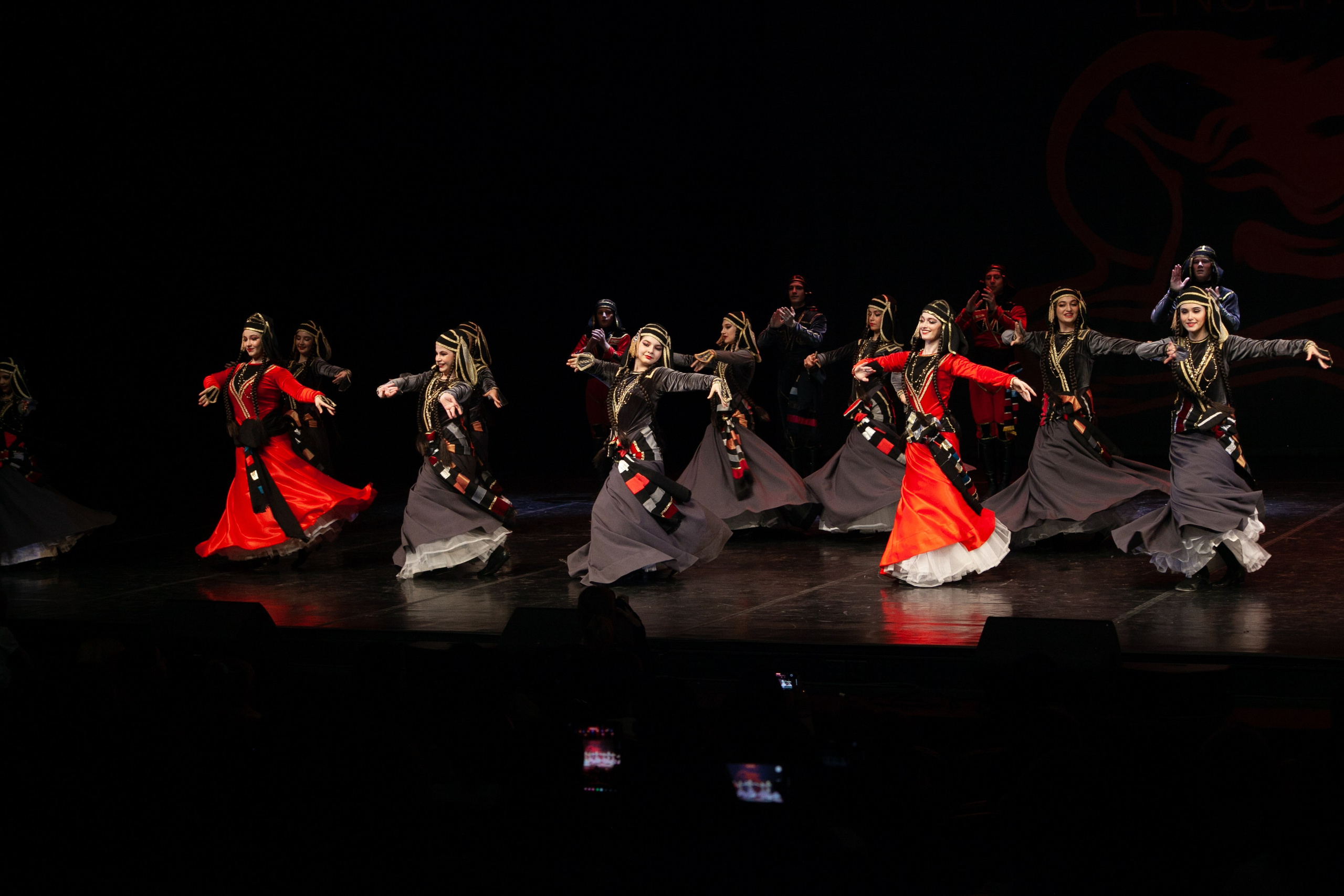 Концерт, грузинские танцы. Art photographer Nino