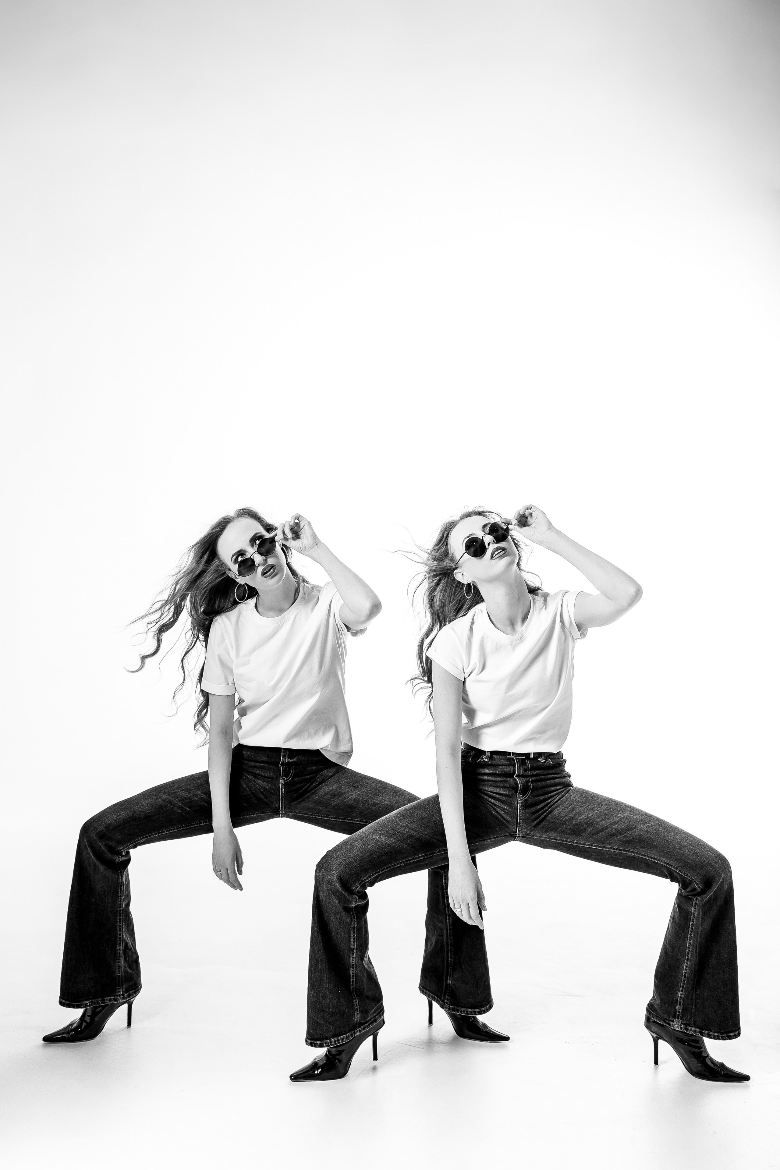 Вика и Настя