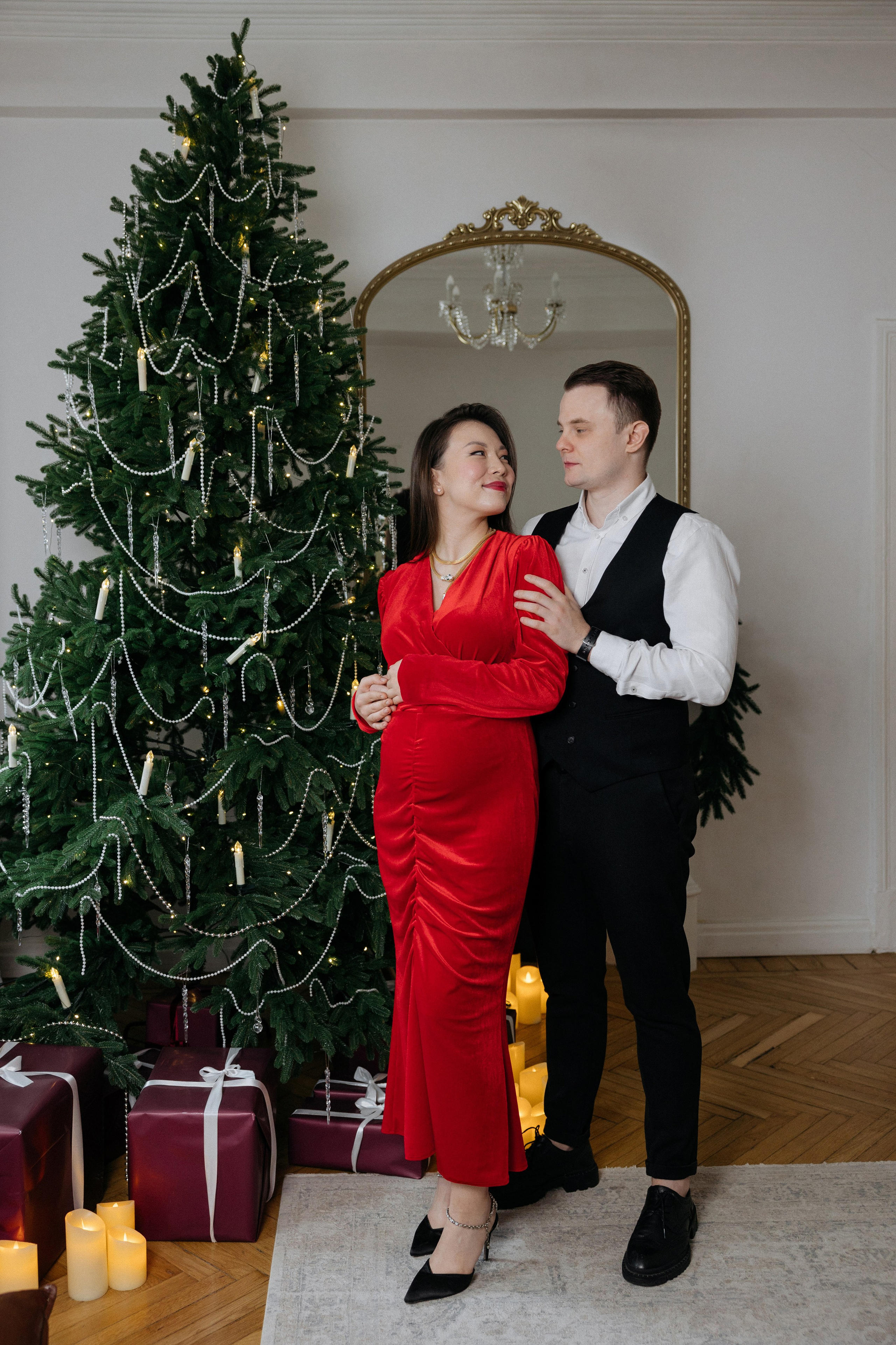 Семейная новогодняя фотосессия беременности. Свадебный фотограф в Москве Полина Лелетко