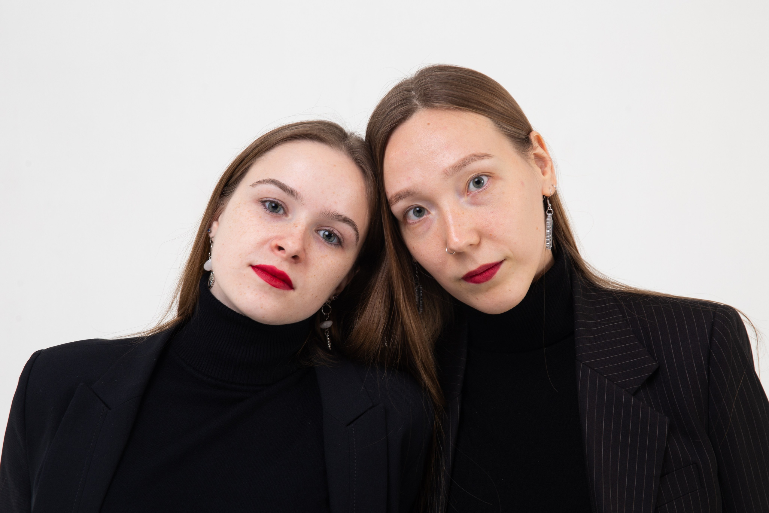 Соня&Виолетта. Паша Страхов — фотограф