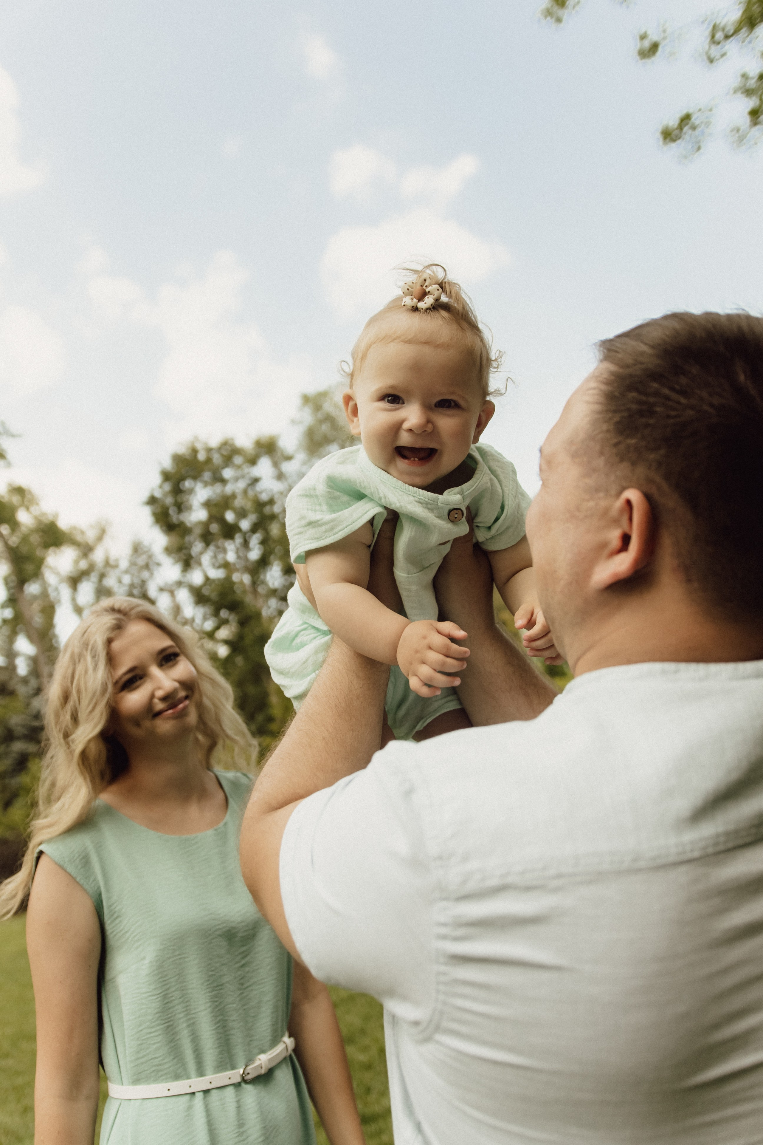 Семья Редькиных в парке Швейцария. Фотограф в Кирове и Кирово-Чепецке Валерия Шиляева