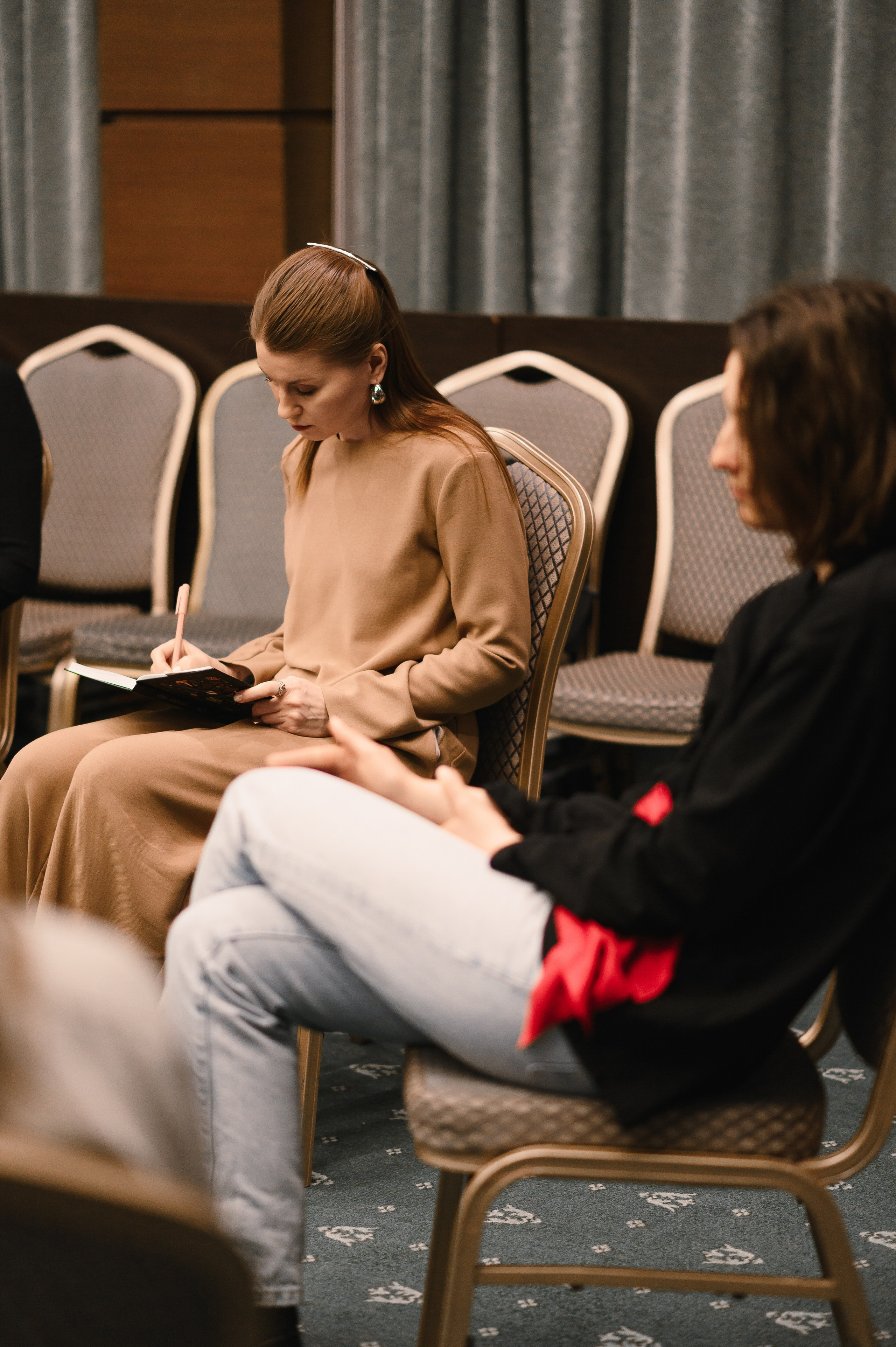 «Театр в квадрате». Клуб Читалка. Wedding and family photographer USA