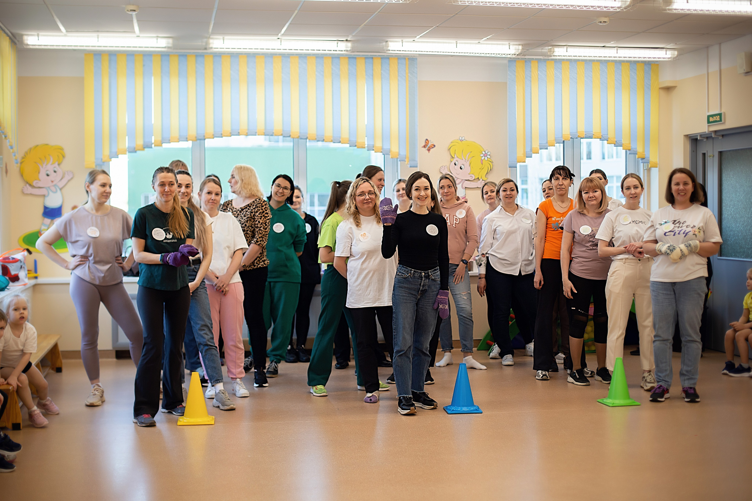 А ну-ка мамочки_2024 год. Семейный фотограф в Санкт-Петербурге