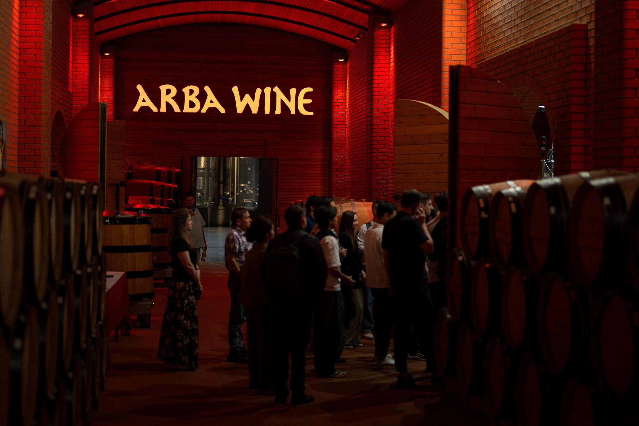     Репортажный фотограф на дегустации Alma Wine