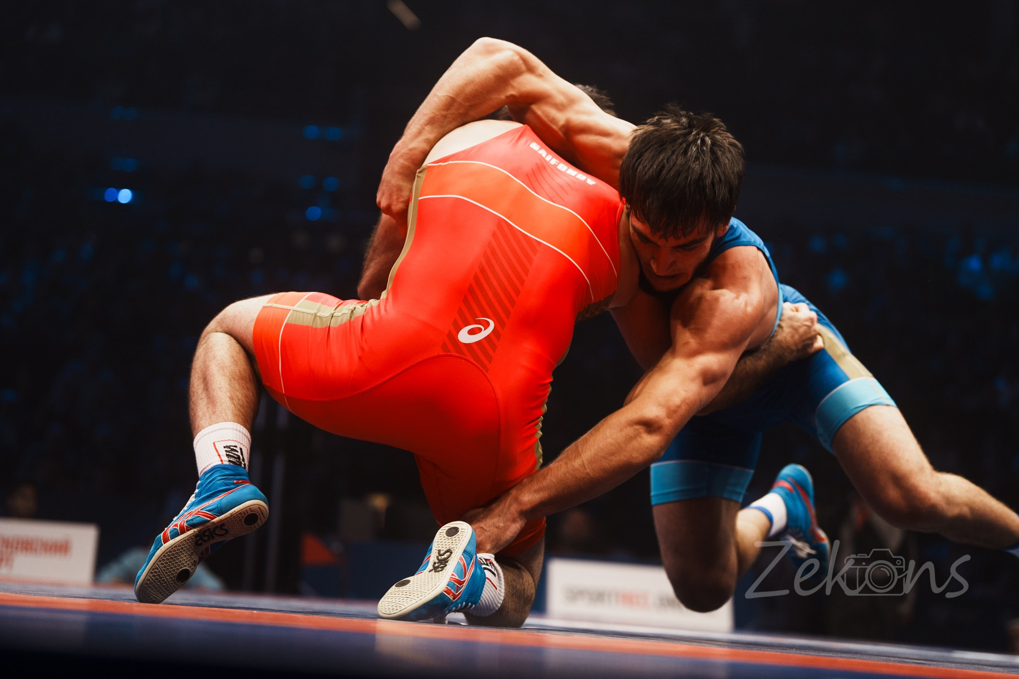 Чемпионат России по вольной борьбе 2025 (Москва). Zekons. Фото, видео, нейросети