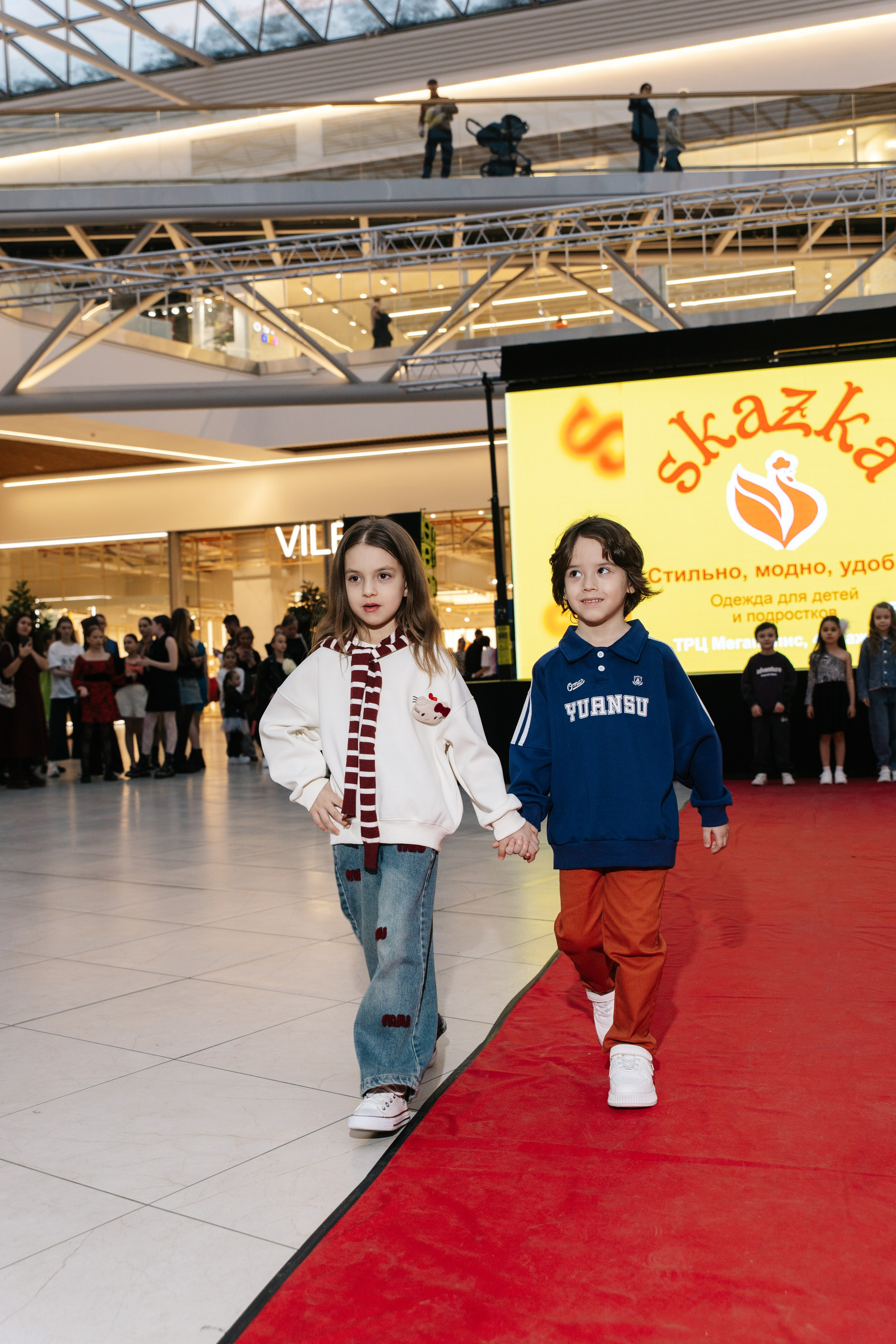 Показ HAPPY KIDS. Анна Таркина