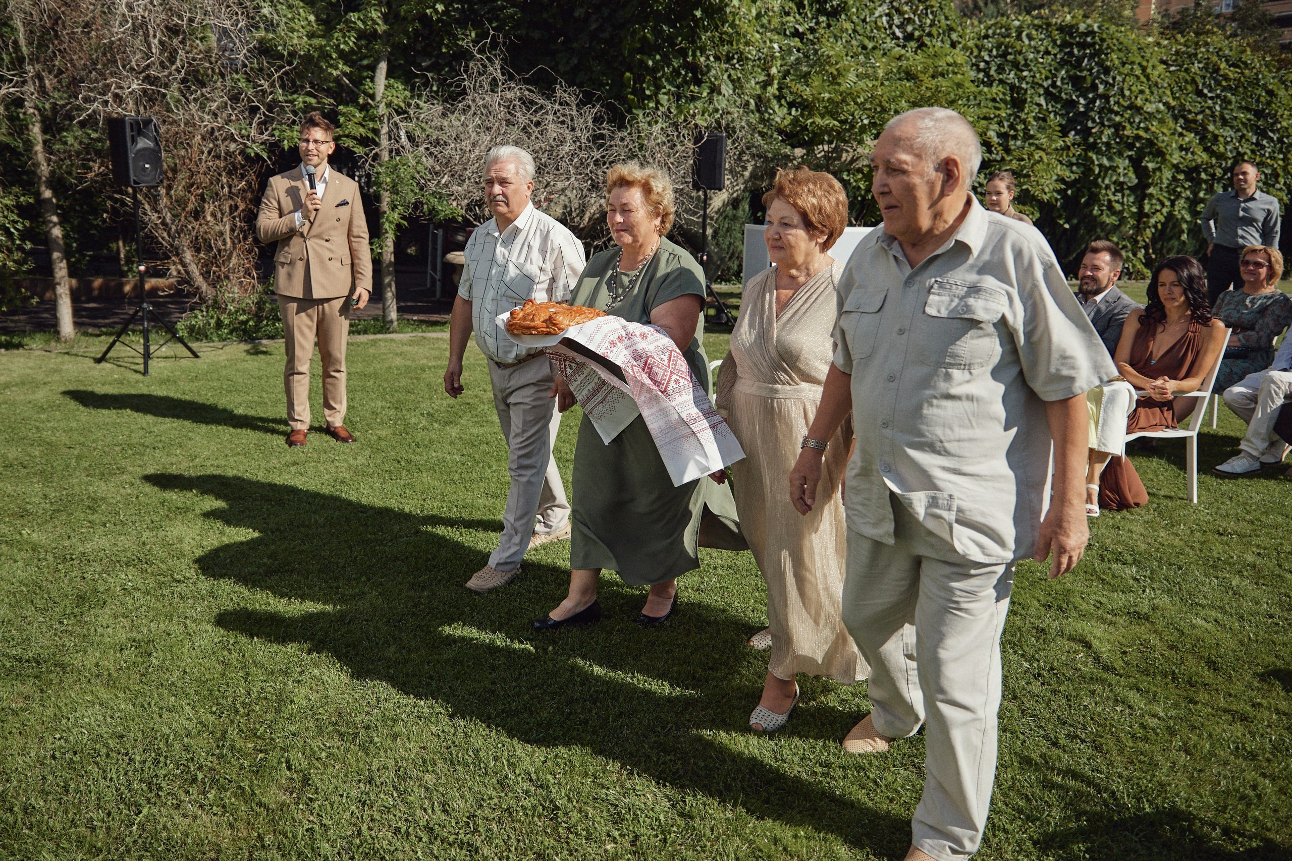 Счастье здесь. Свадебный фотограф Антон Артюшин. Работаю в Нижнем Новгороде и Москве