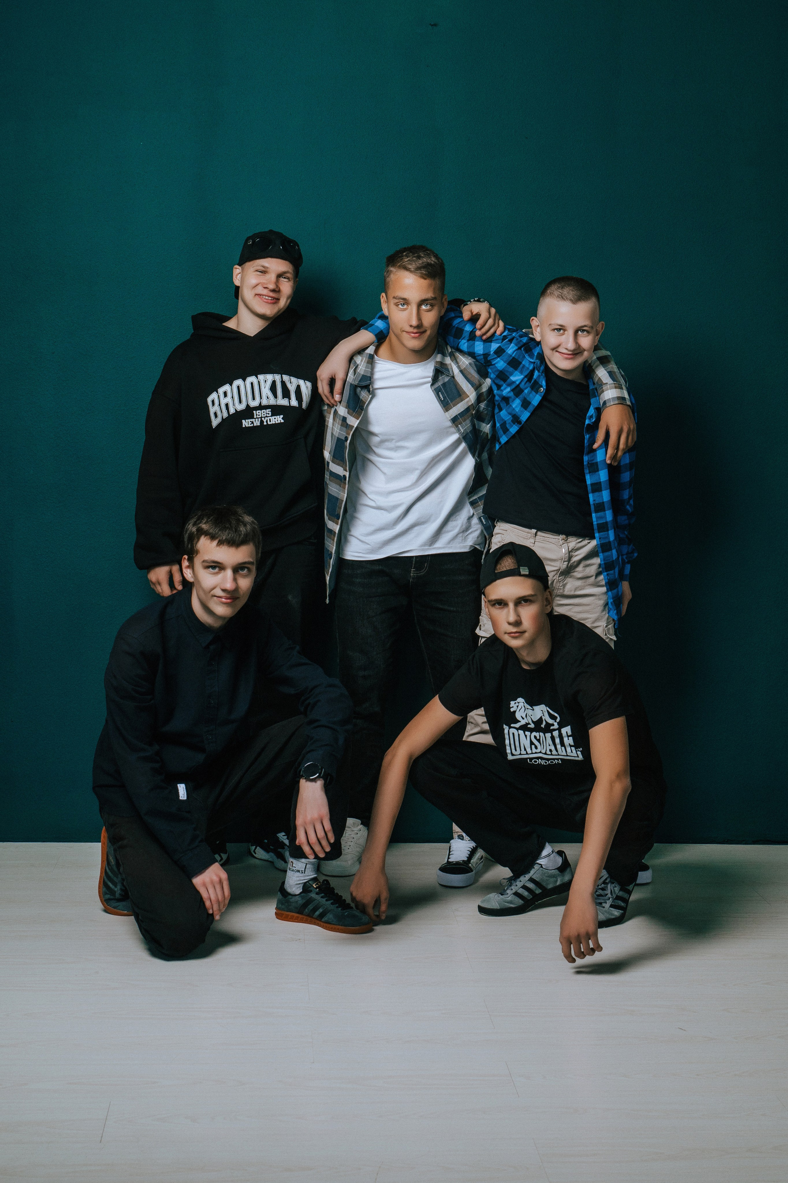 4 Школа — Заводской. Фотограф Ярмишко Дарья. Выпускные фотокниги