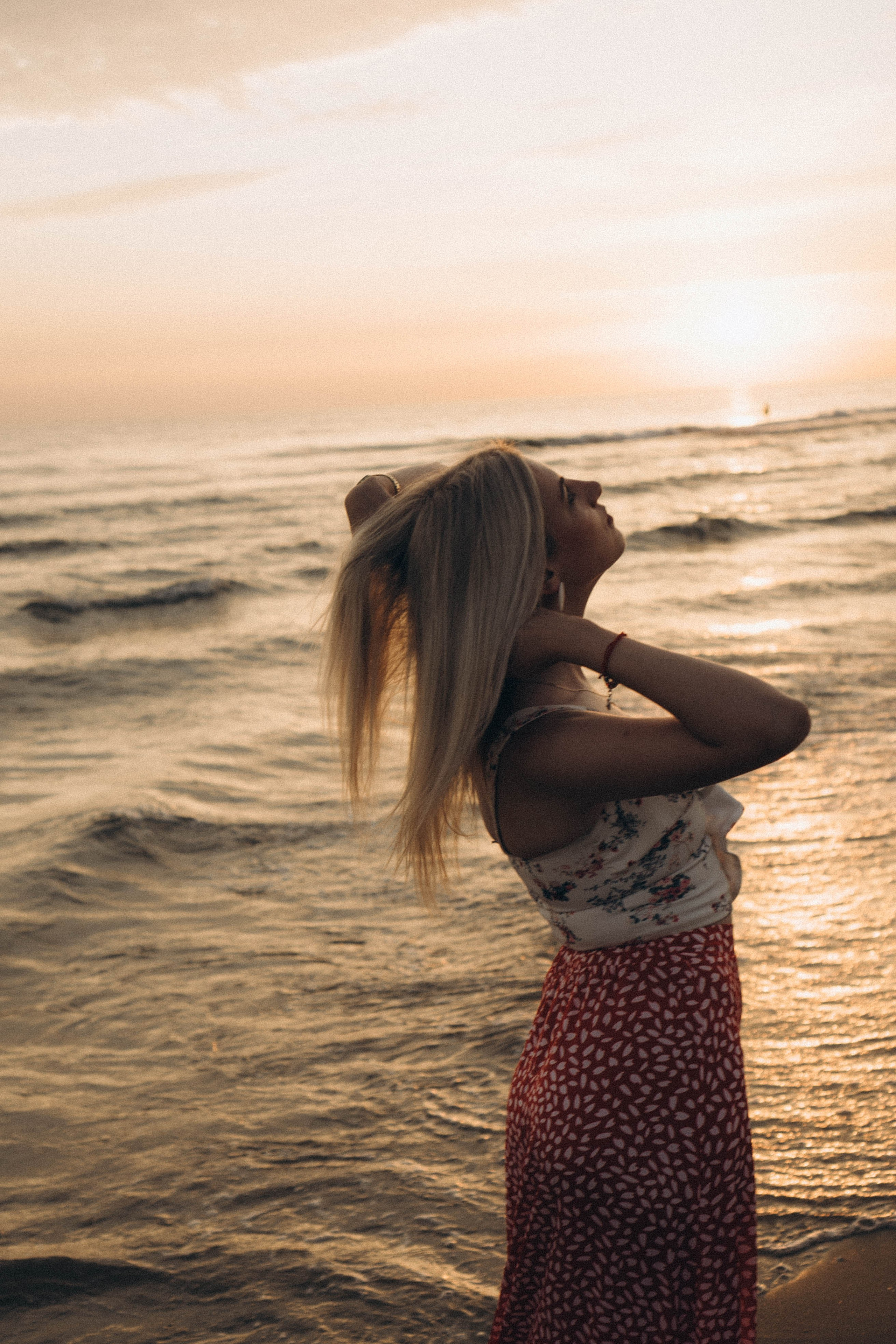 Июльский вечер на берегу черного моря. Профессиональный фотограф, Санкт-Петербург — Виктория Богомолова