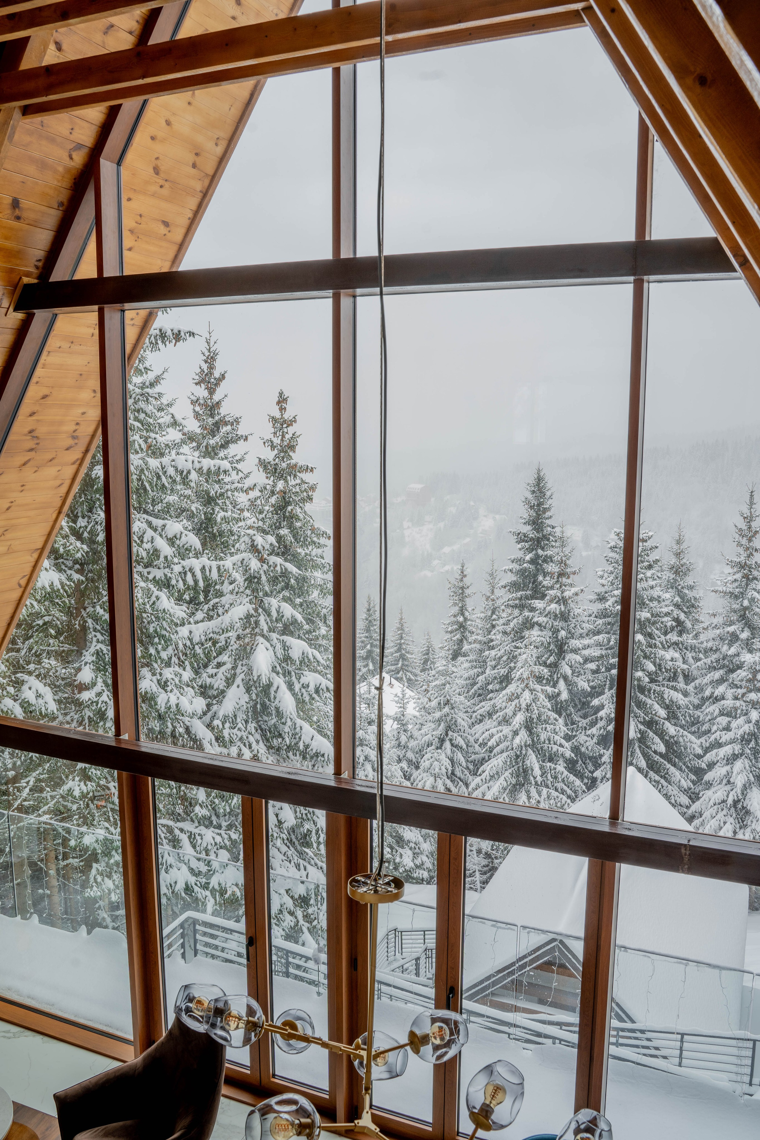 Sofia Kop. Photographer Liana Sudets Serbia Kopaonik Brzece Brus