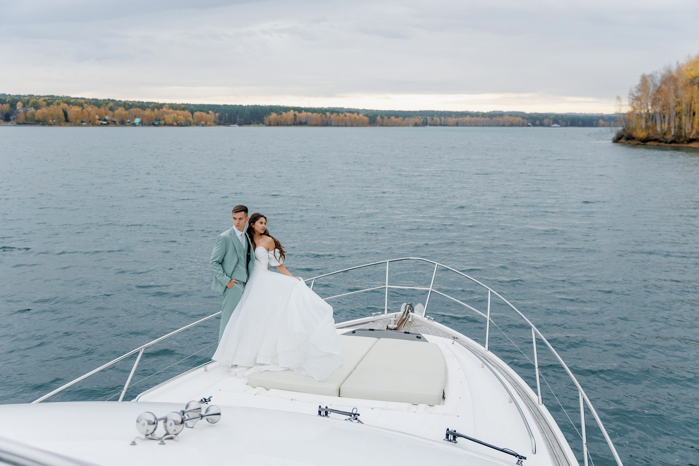 Когда у друзей есть яхта. Свадебный фотограф в Иркутске Сапаров Александр