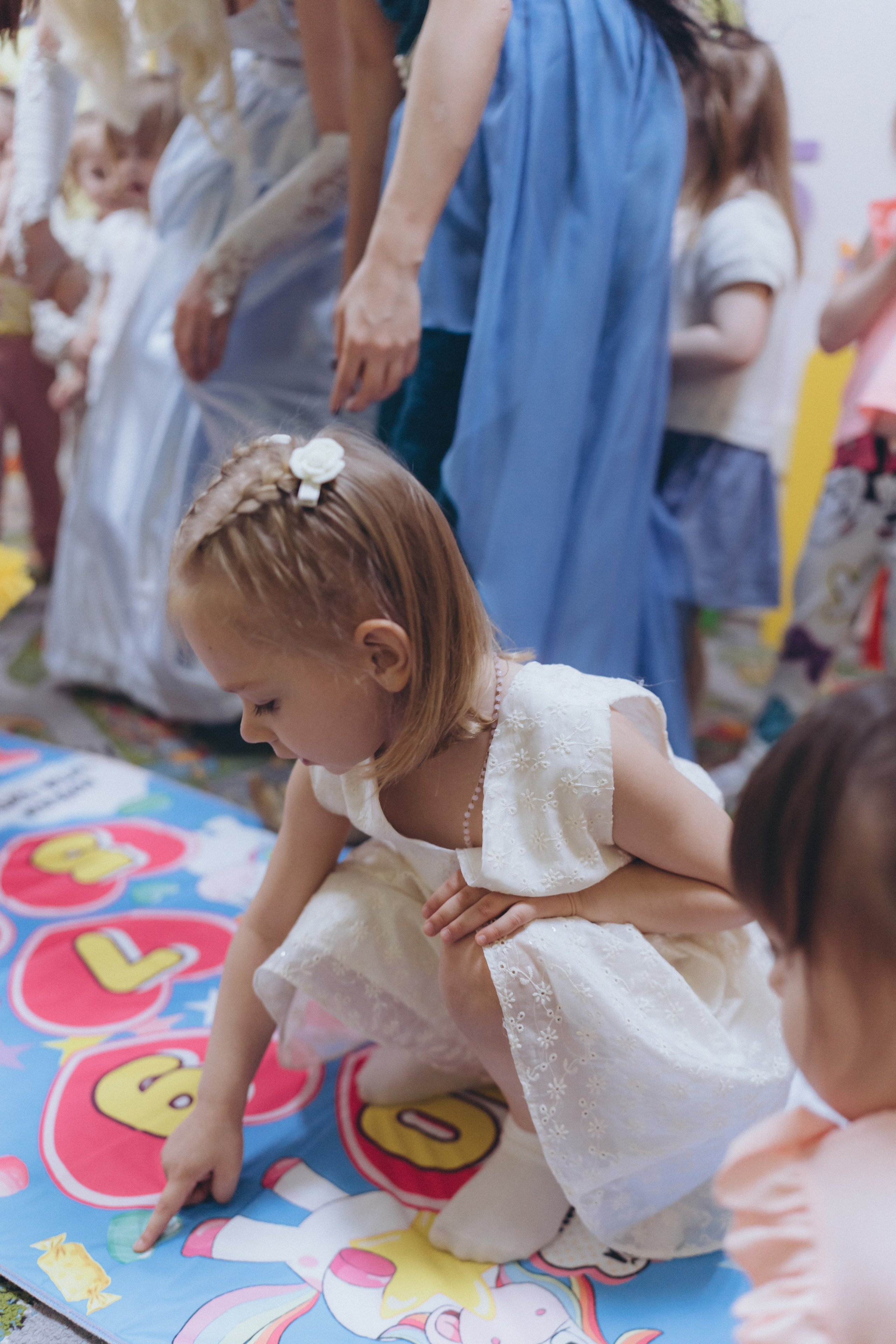 День рождения Алисы (садик). Крис Богомазова