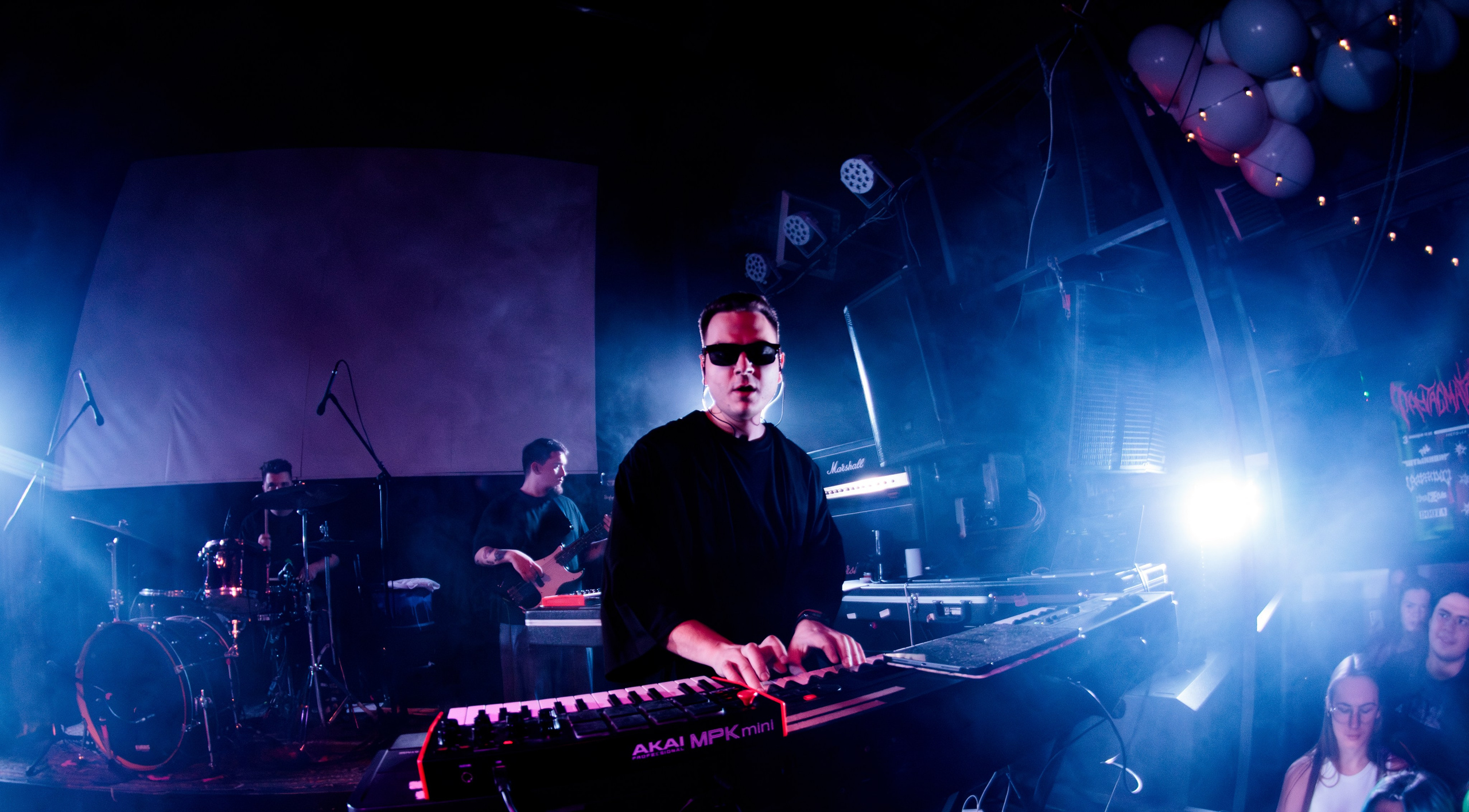 PALC. Портретный и концертный фотограф в Санкт-Петербурге Егор Телятников