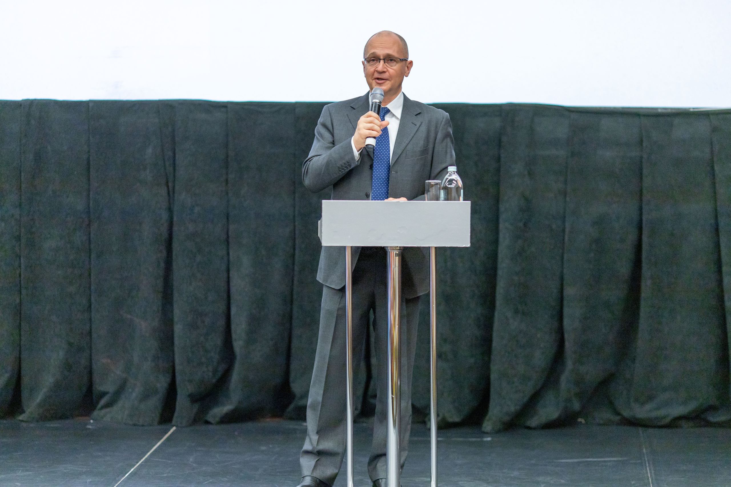 Сергей Кириенко-Лидеры социальных изменений. Репортажный фотограф корпоративных мероприятий; Бизнес-конференций; спортивных соревнований; Фестивалей; Культурных событий