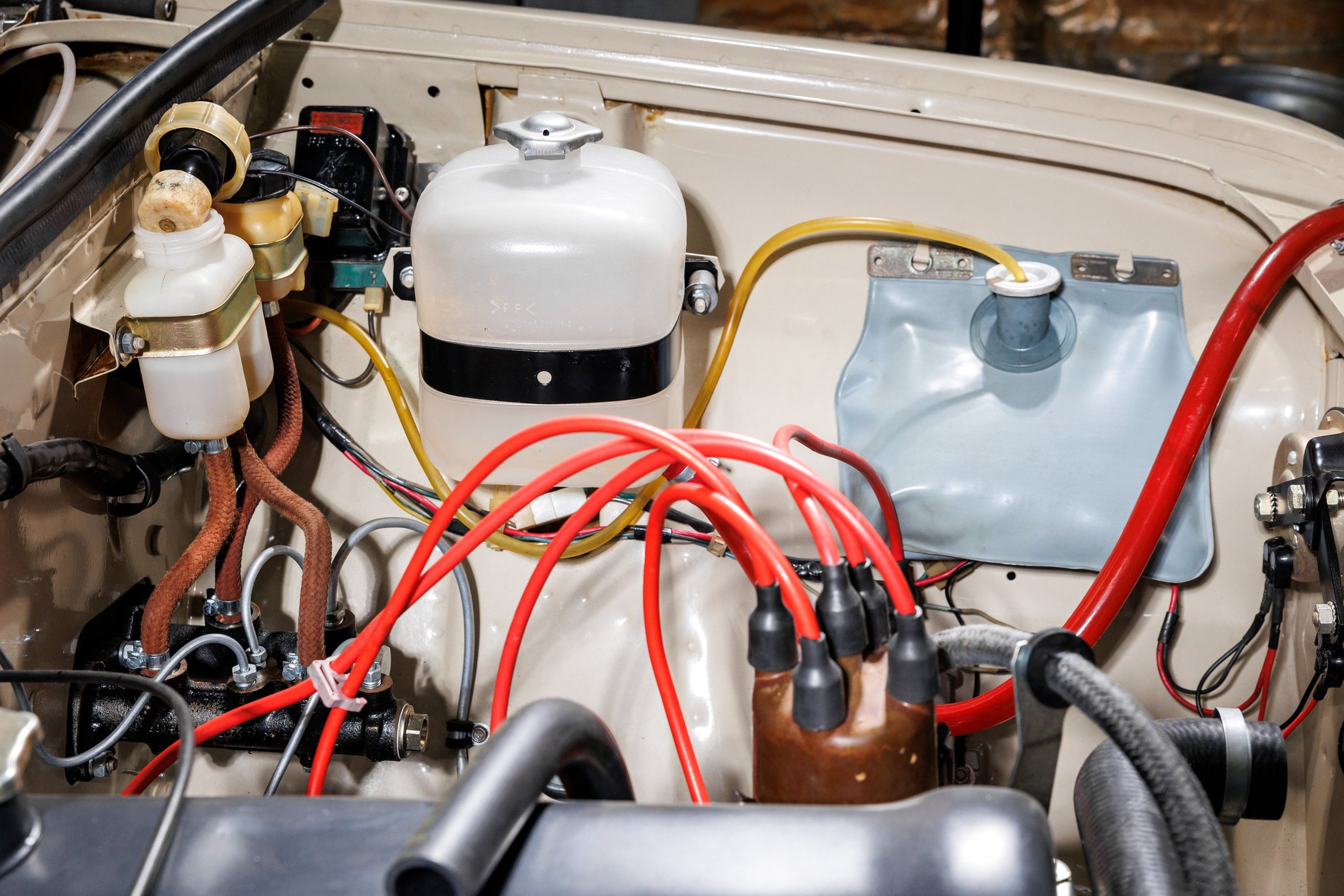 Автомобильная фотосъемка ВАЗ 2101 после реставрации в Бюро "Наследие"