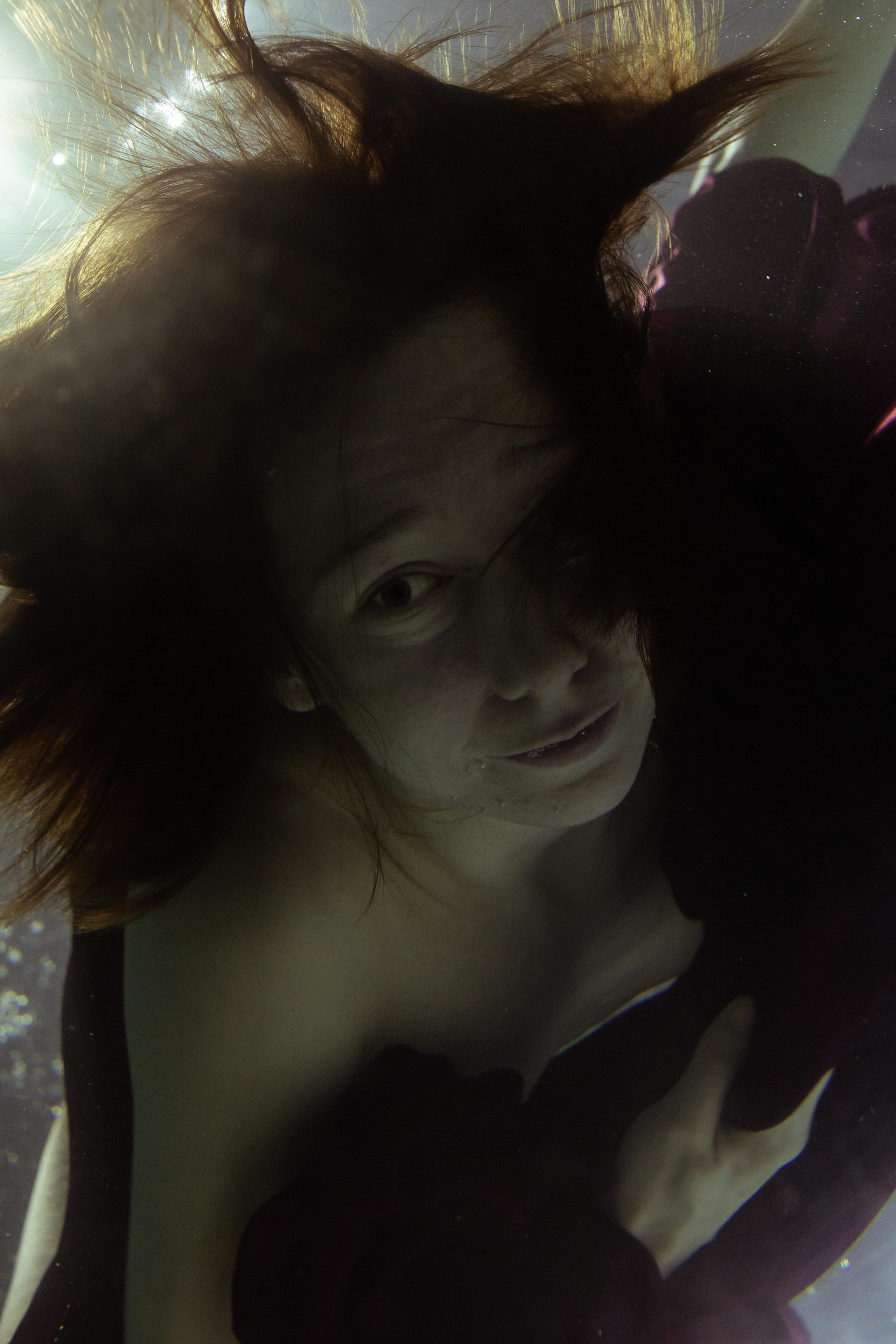 Под водой (18+). Фотограф в Москве Лера Юдина