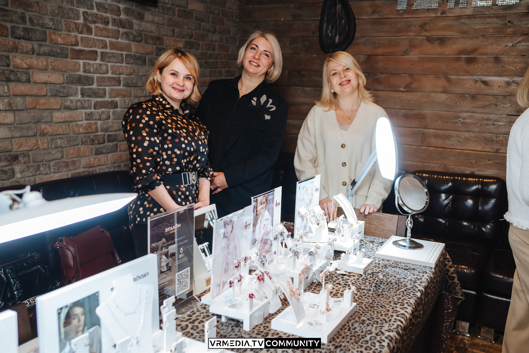 Модный вторник. Винный вечер «Жизнь замечательных людей»