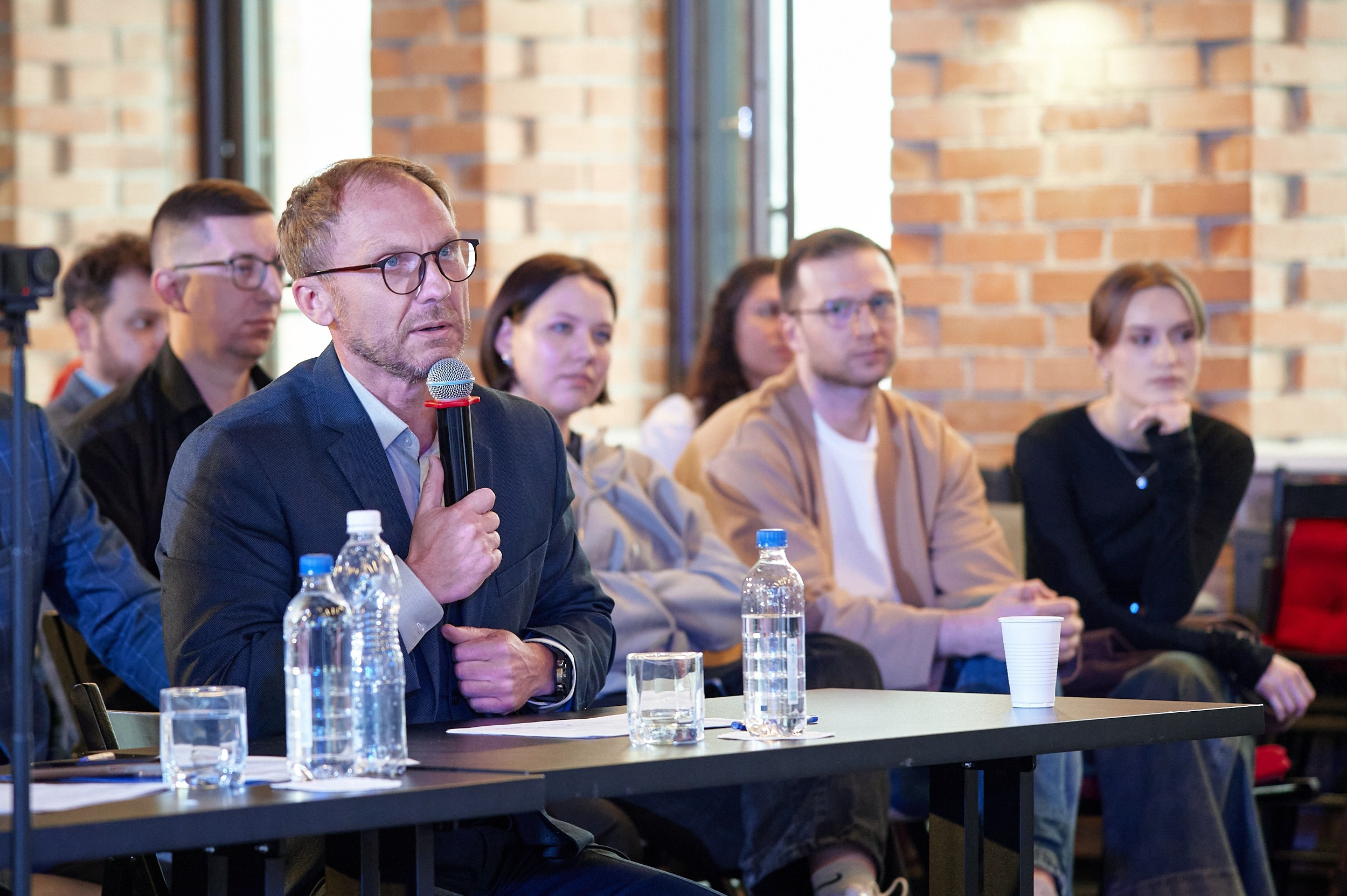 Битва экспертов в «Конторе пароходства». Фотограф Дмитрий Пименов