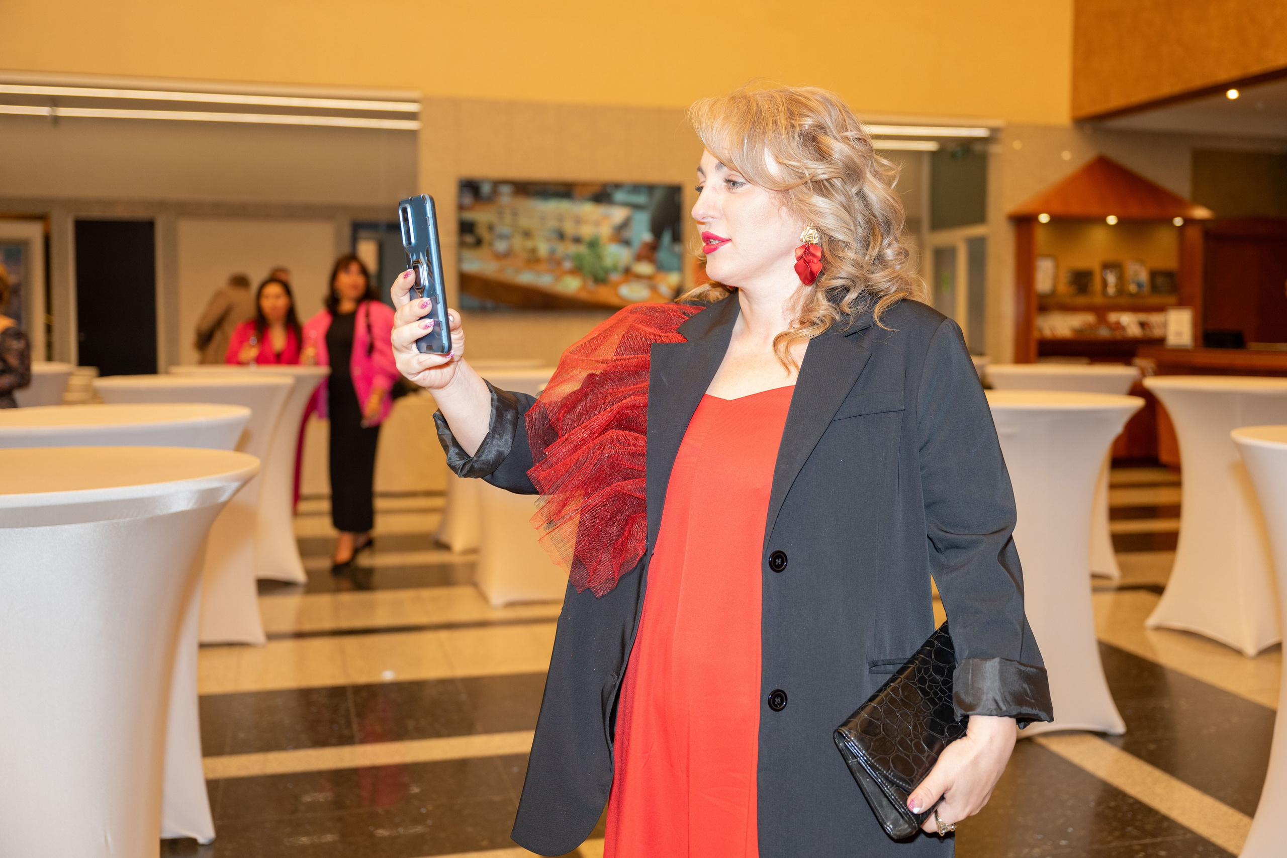 Репортажная съёмка награждения победителей VI конкурса им. П.А. Столыпина «Лучший предприниматель Свердловской области 2024». Фотограф Андрей Наговицин.