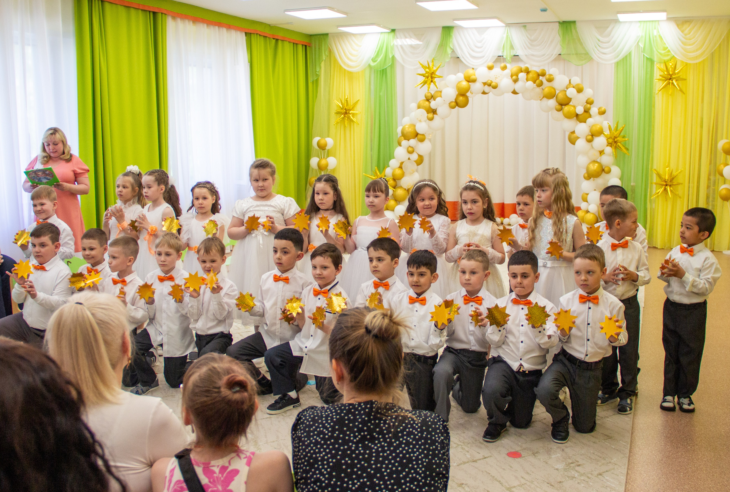 Report: выпускной в д/с «Динамика». Фотограф в Перми Любовь Огородова | Авторские туры