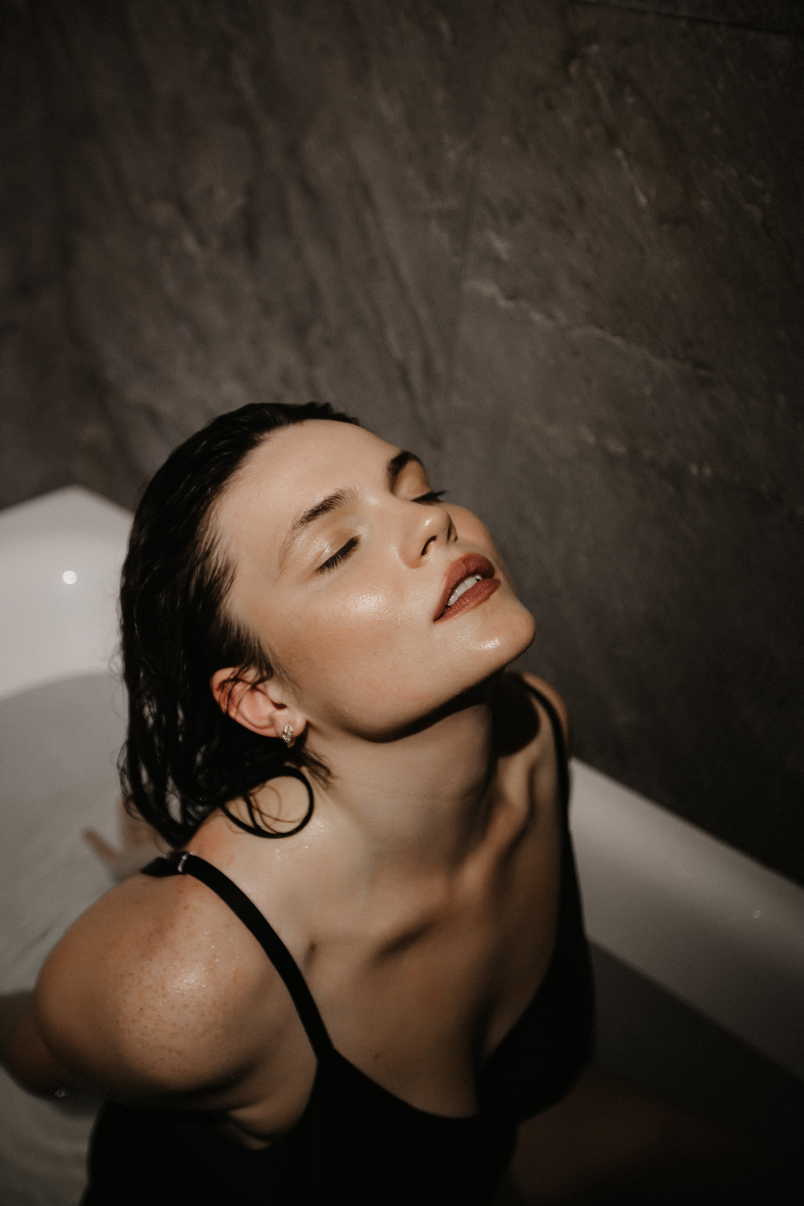 Портретная фотосессия в ванной. Фотограф в Воронеже Анастасия Провоторова