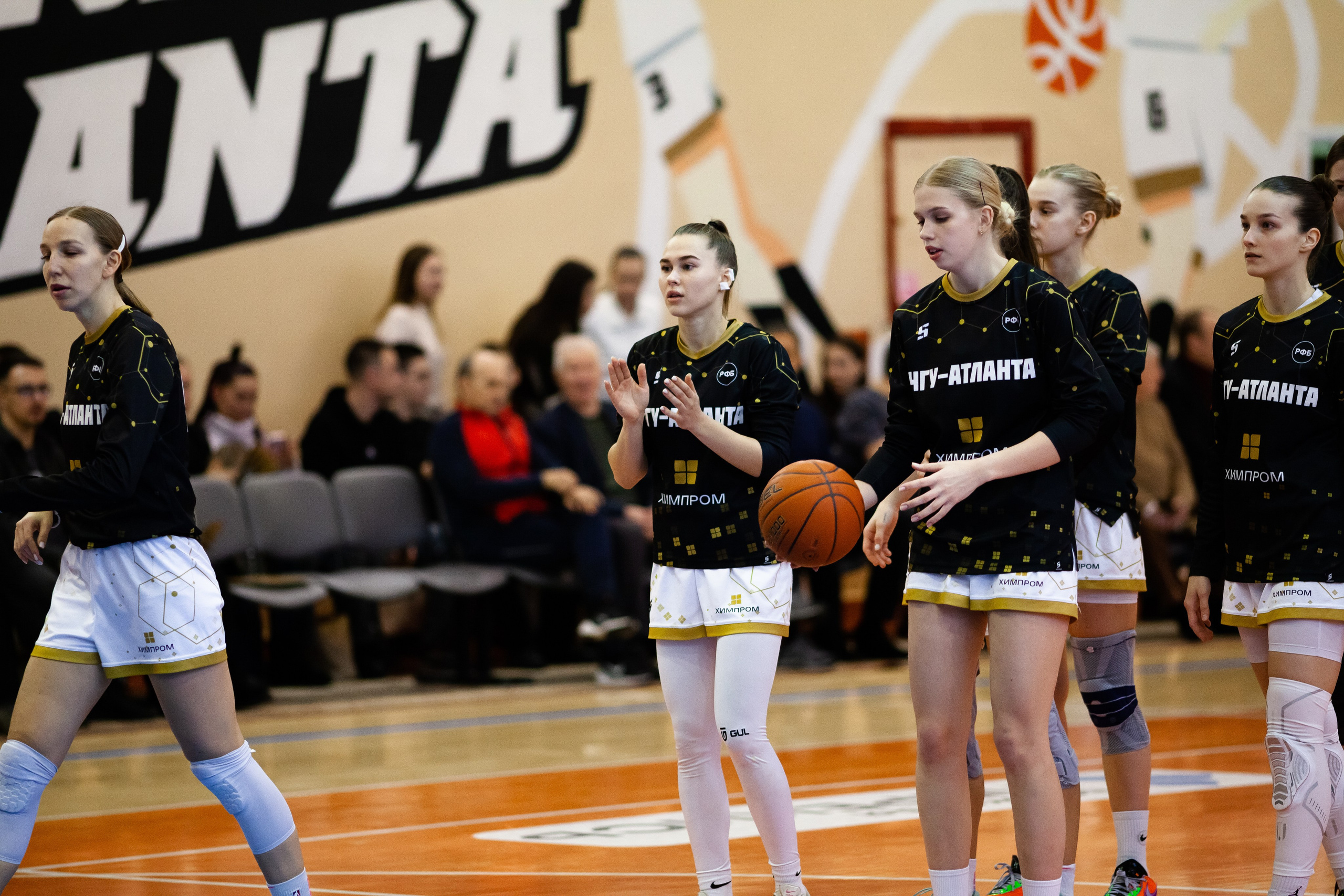 ЧГУ-Атланта — Юность 2 игра. Фотография