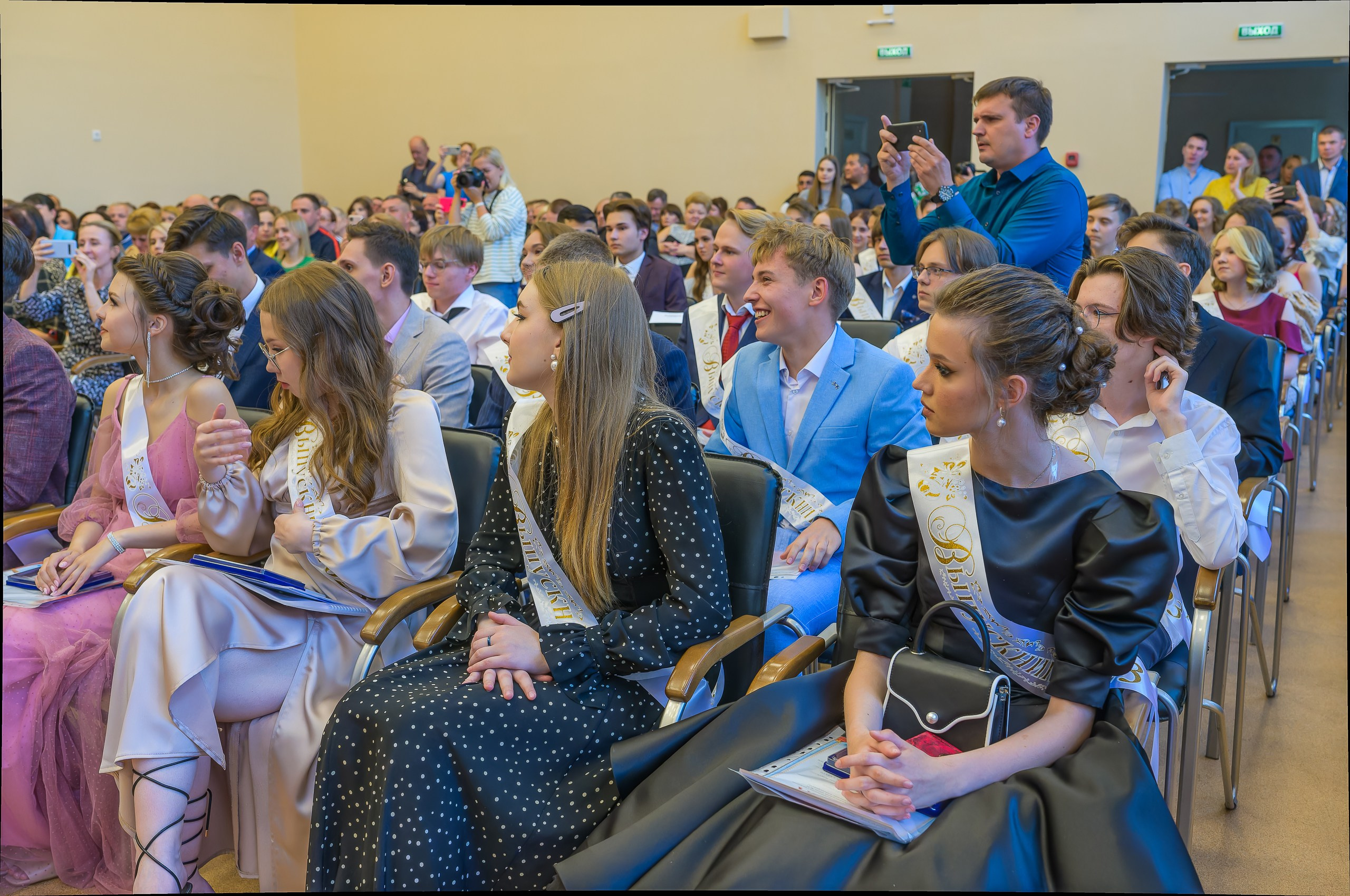 Выпускной МБОУ «СОШ № 34». Фотограф в Кемерово Владислав Шульц