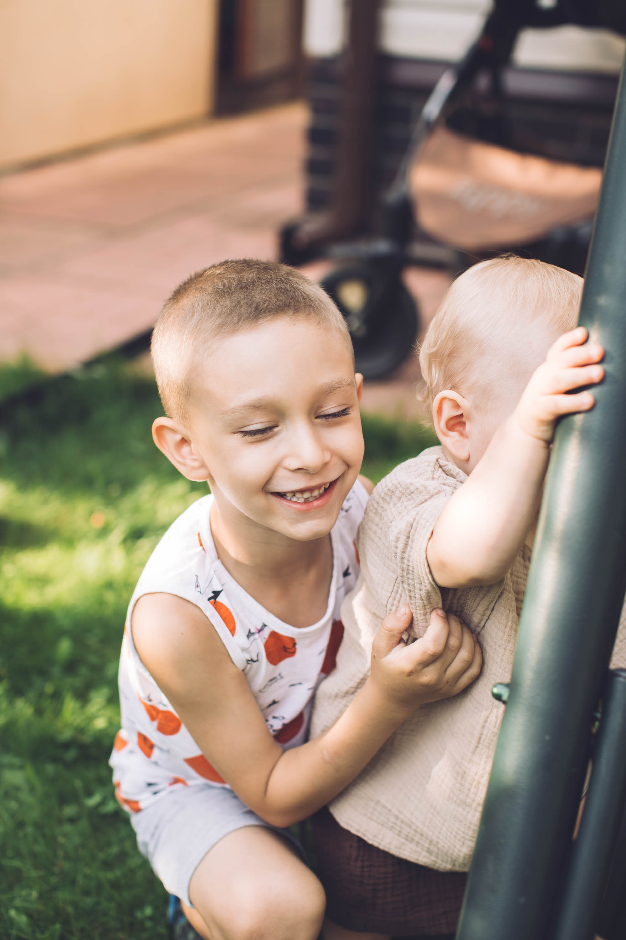 Вечерние часы в зеленом уголке. Фотограф — художник в Москве Васильева Юлия