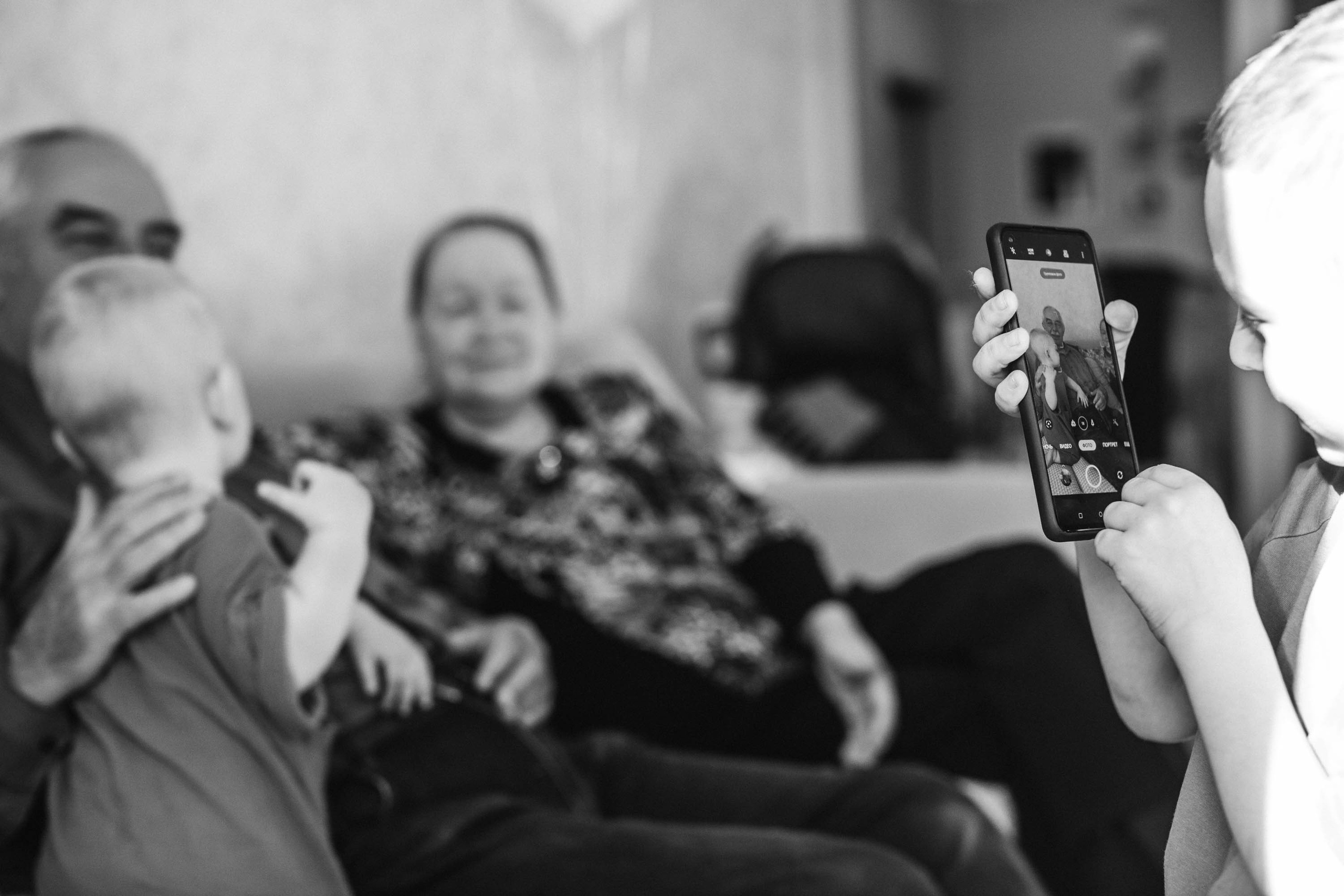 День рождения Паши. Фотограф — художник в Москве Васильева Юлия