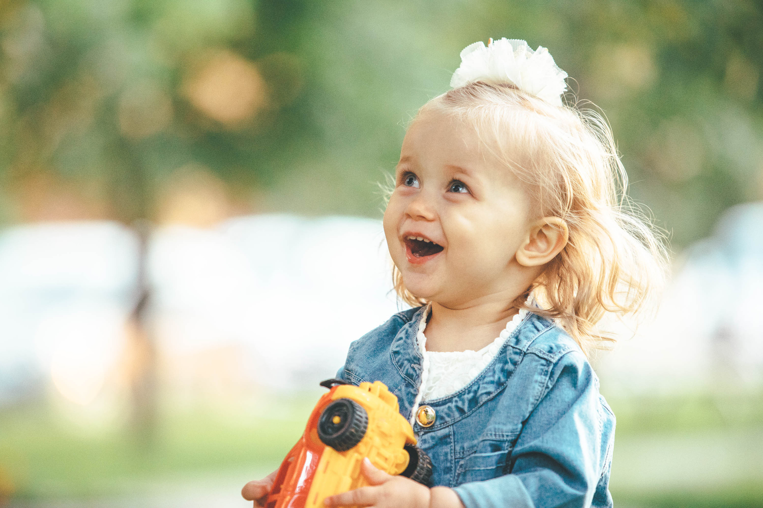 Малыши (первое знакомство). Фотограф — художник в Москве Васильева Юлия