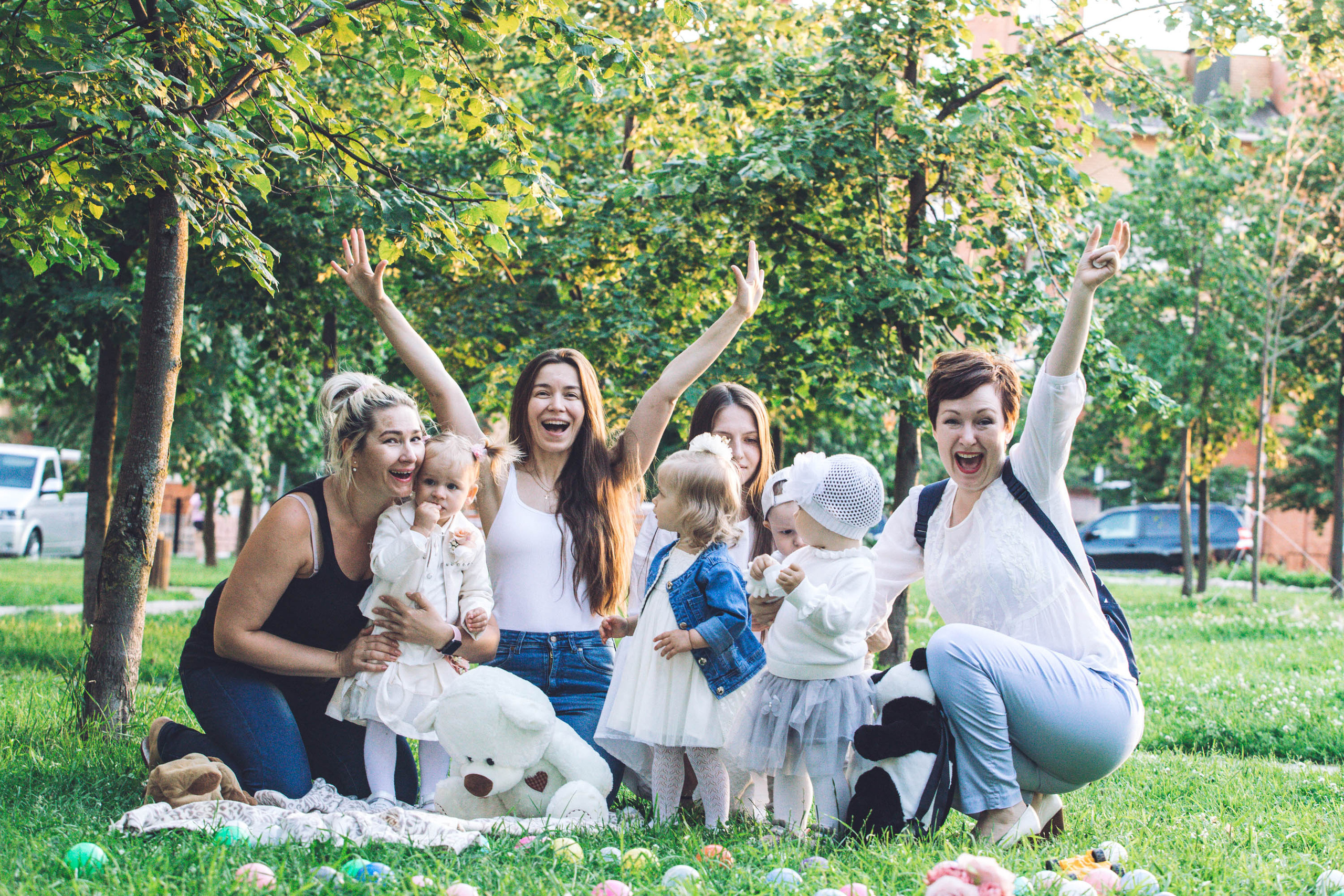 Малыши (первое знакомство). Фотограф — художник в Москве Васильева Юлия