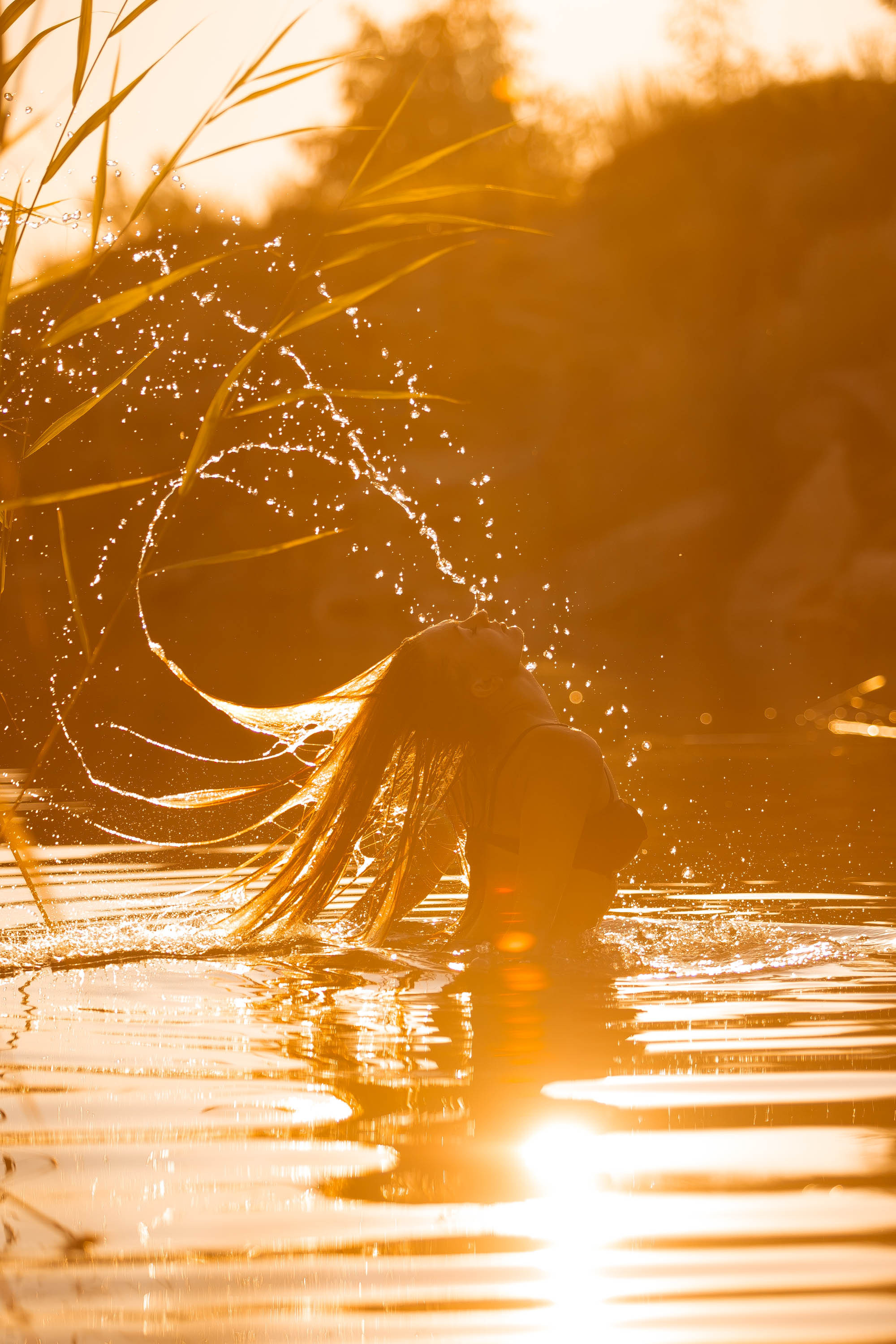 Закат на прекрасном озере. Фотограф — художник в Москве Васильева Юлия