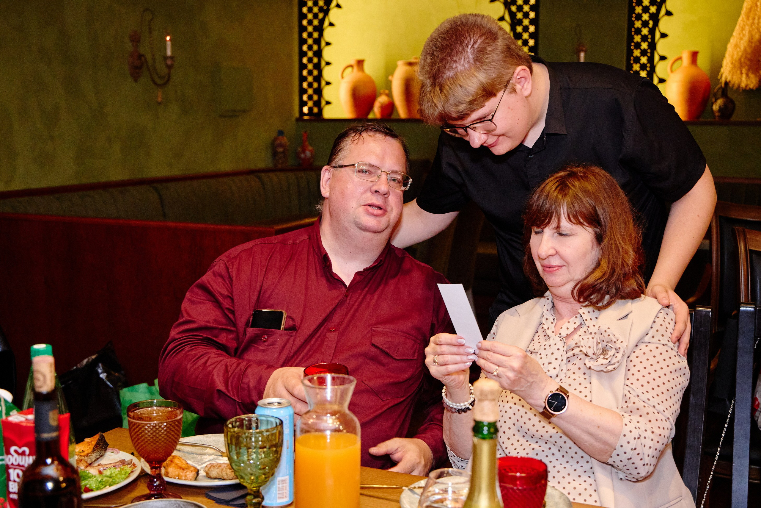 Выпускной 35 Сош. Фотограф Выпускные альбомы Таганрог Сергей Коробченко