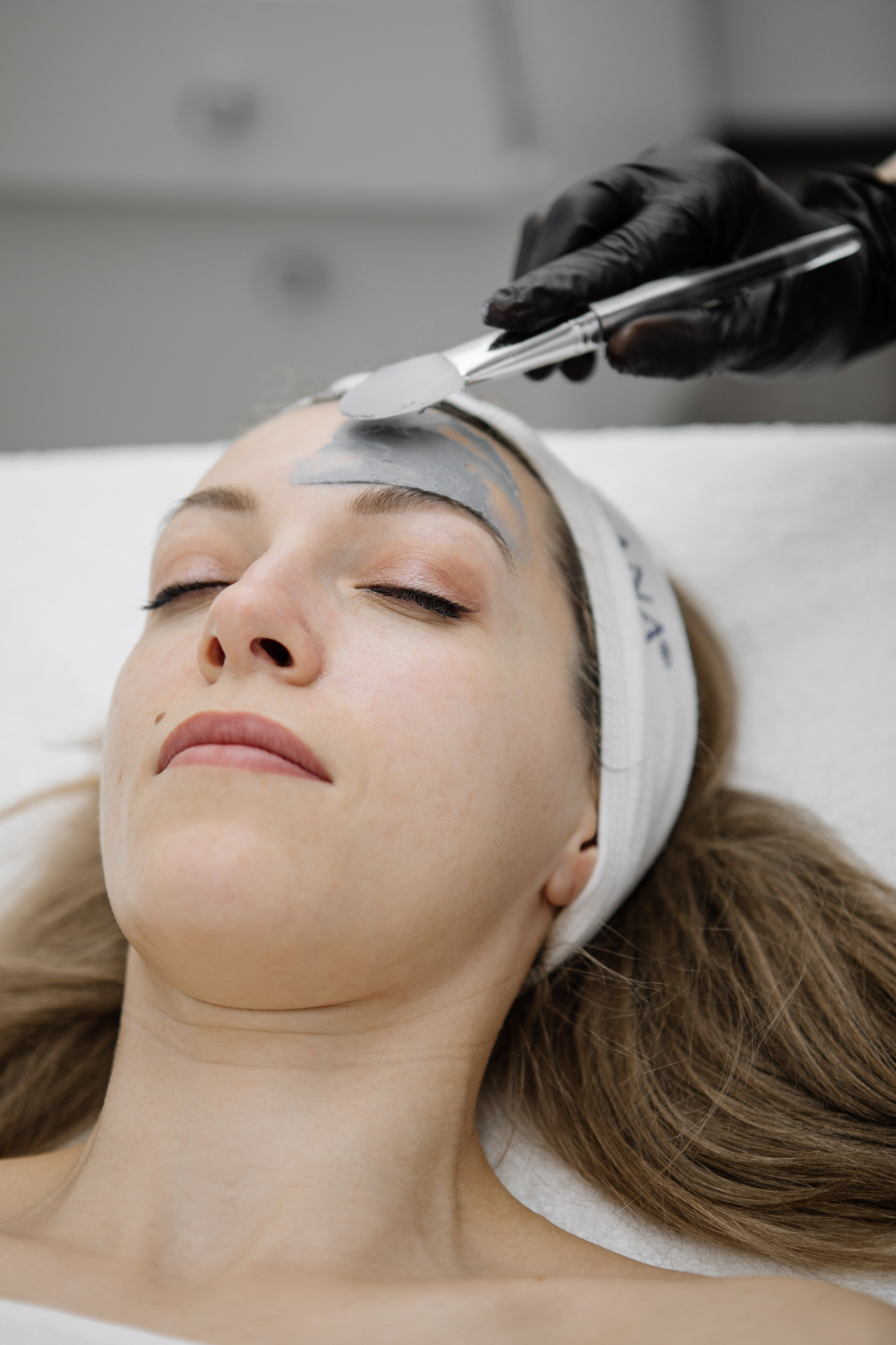 Косметолог Алёна. Фотограф Губкинского