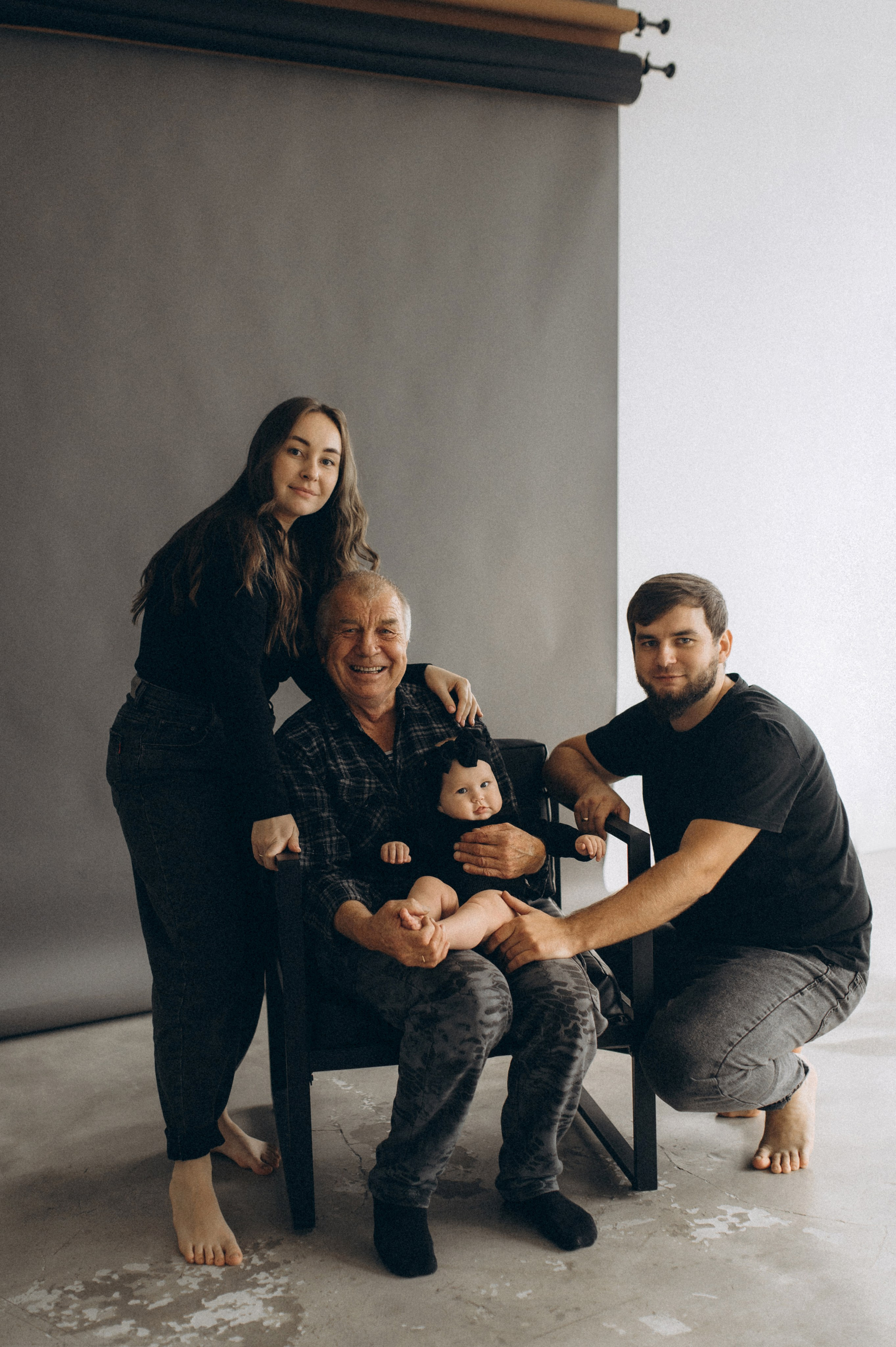 СЕМЕЙНАЯ СЪЕМКА В СТУДИИ. Семейный фотограф в Новосибирске Женя Индрикова