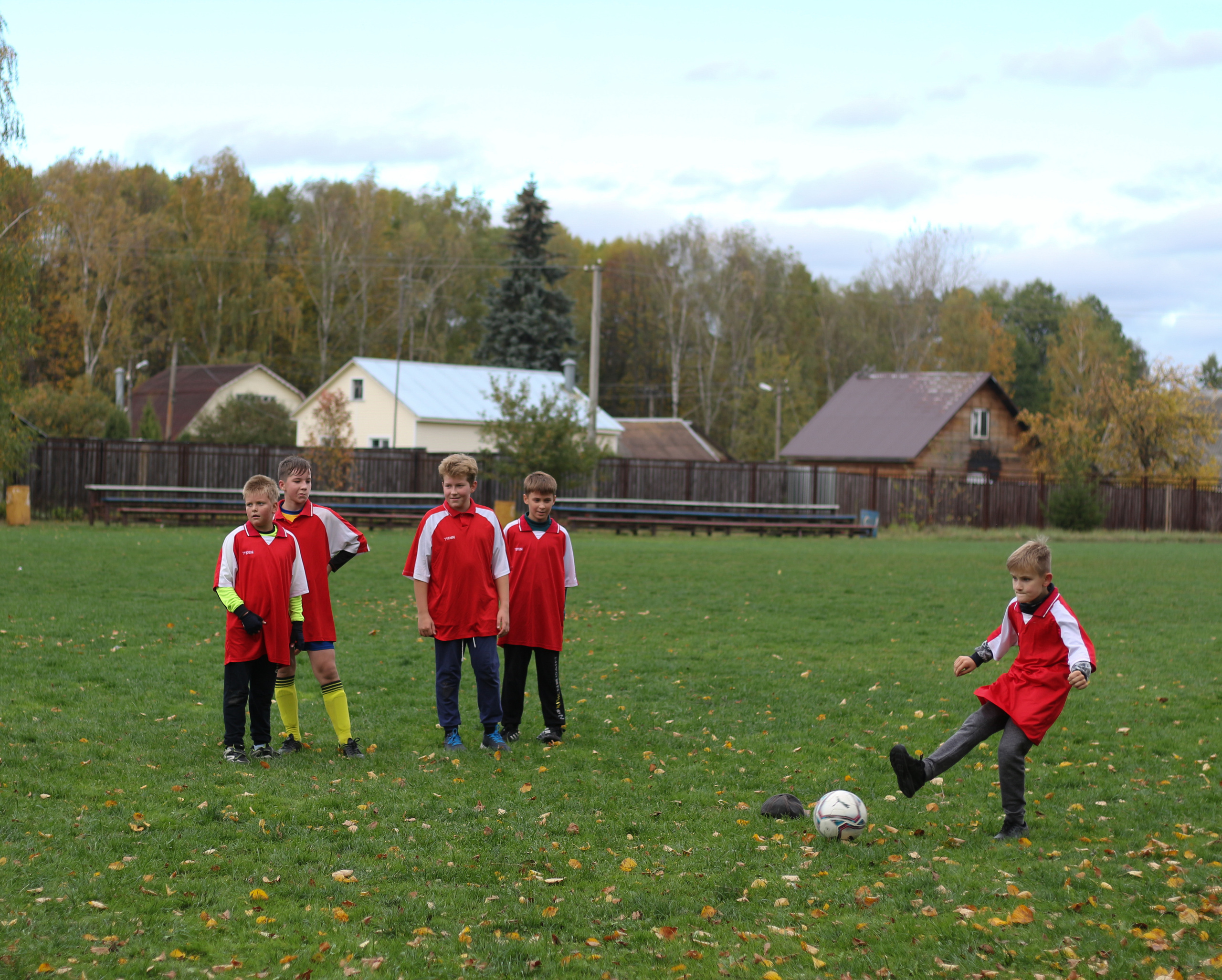 Футбольная встреча. Вознесенский храм села Барановское