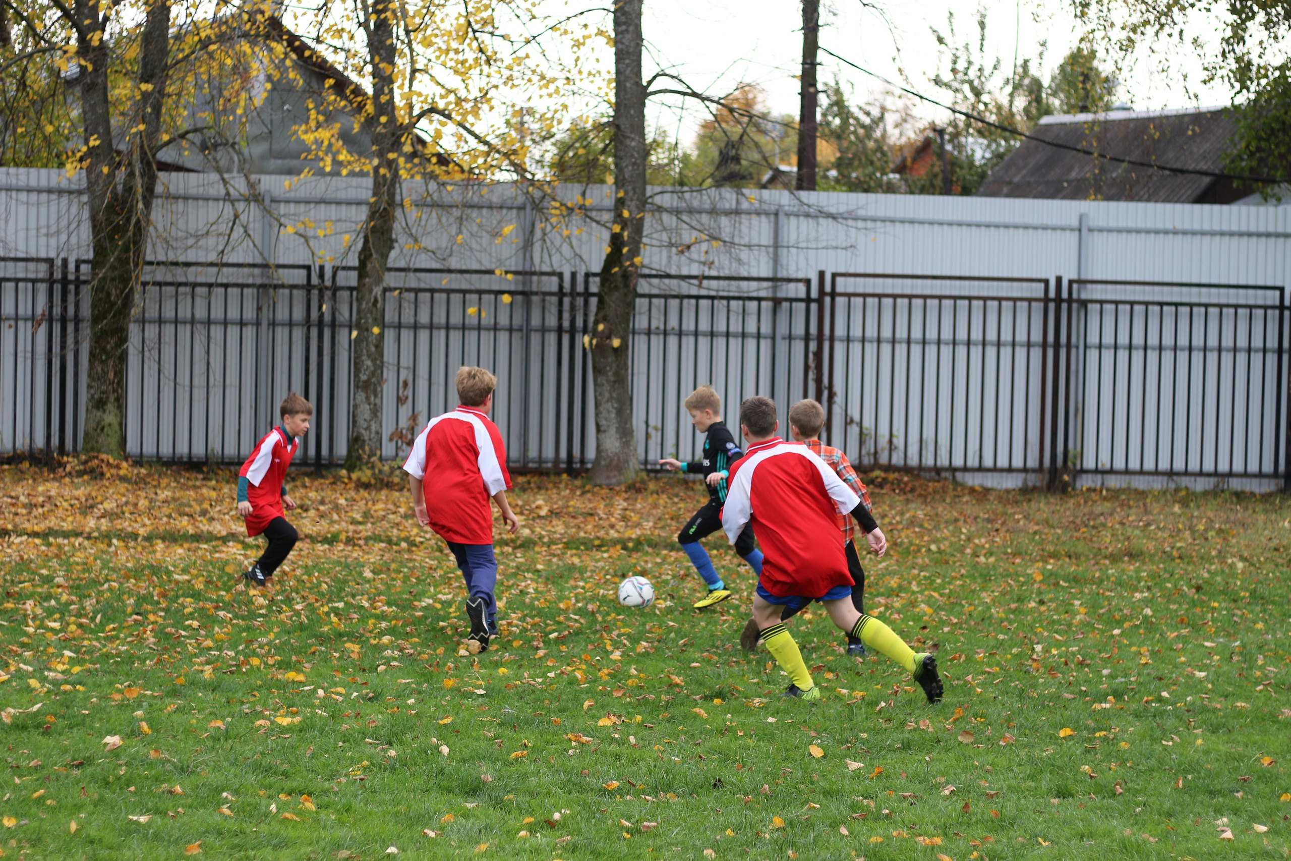 Футбольная встреча. Вознесенский храм села Барановское