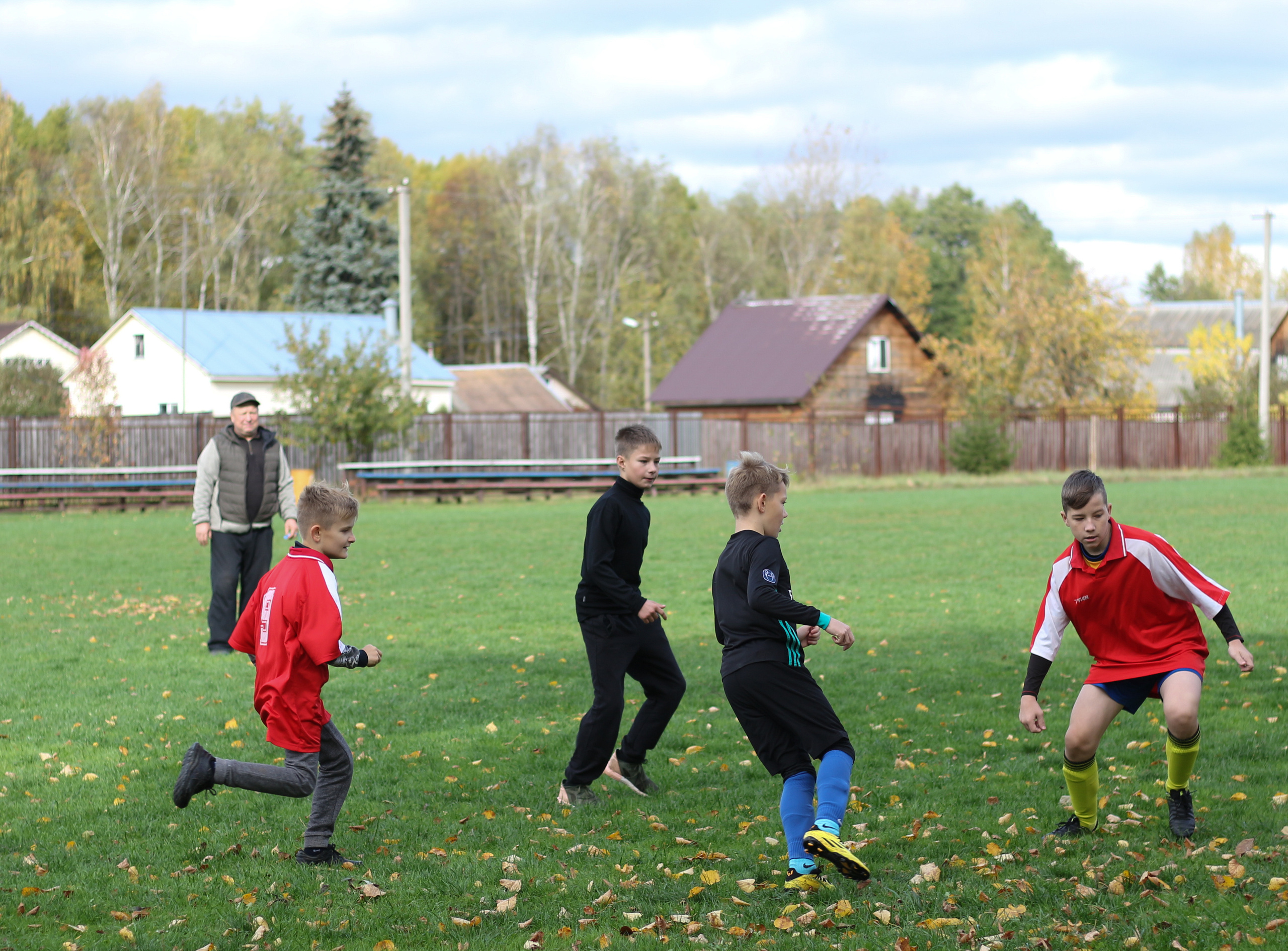 Футбольная встреча. Вознесенский храм села Барановское