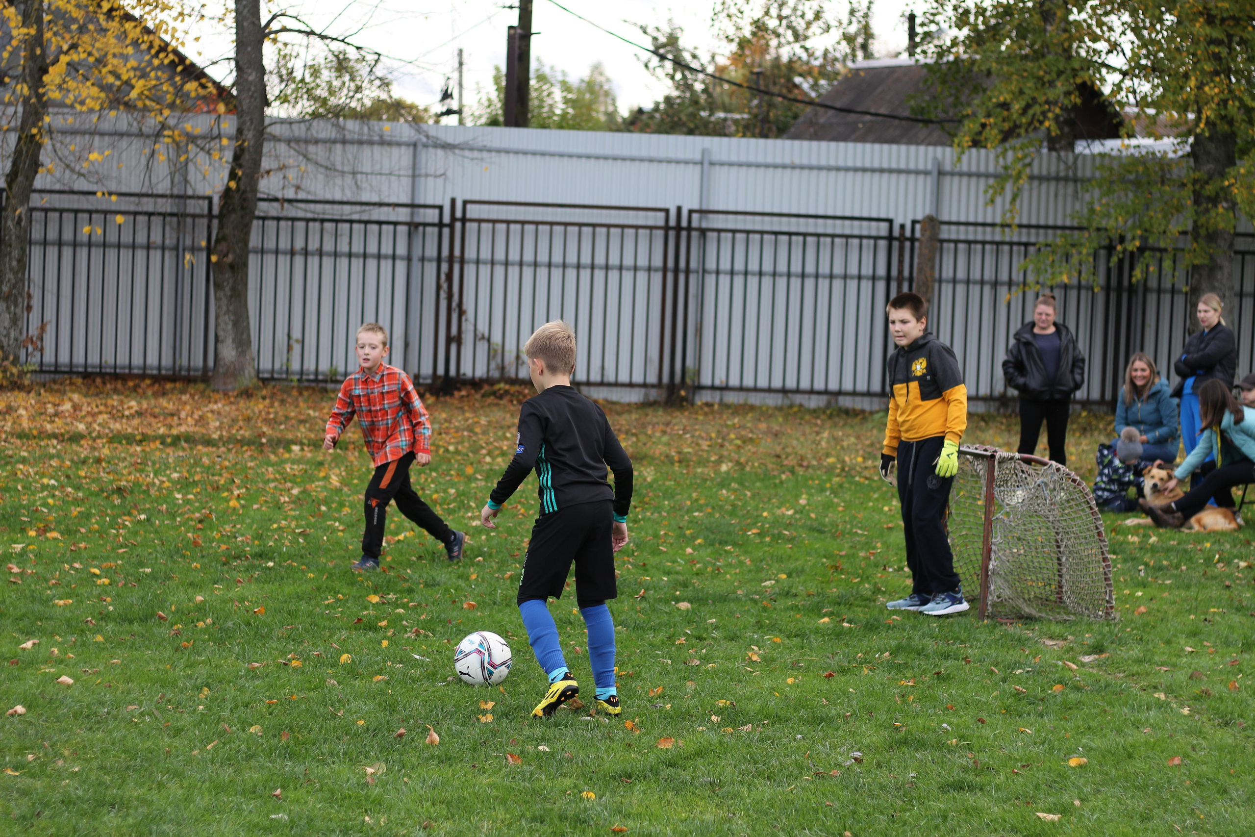 Футбольная встреча. Вознесенский храм села Барановское