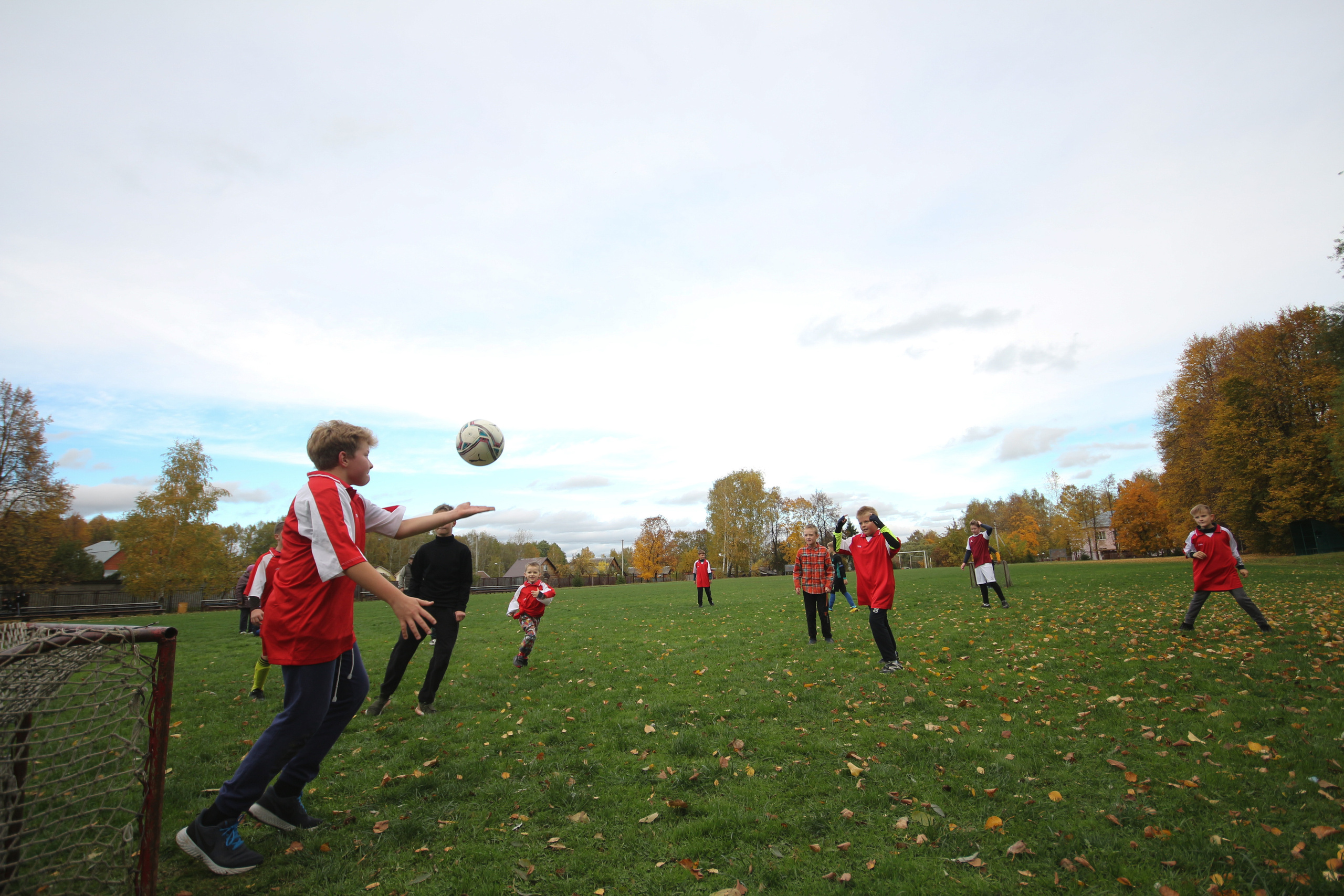 Футбольная встреча. Вознесенский храм села Барановское