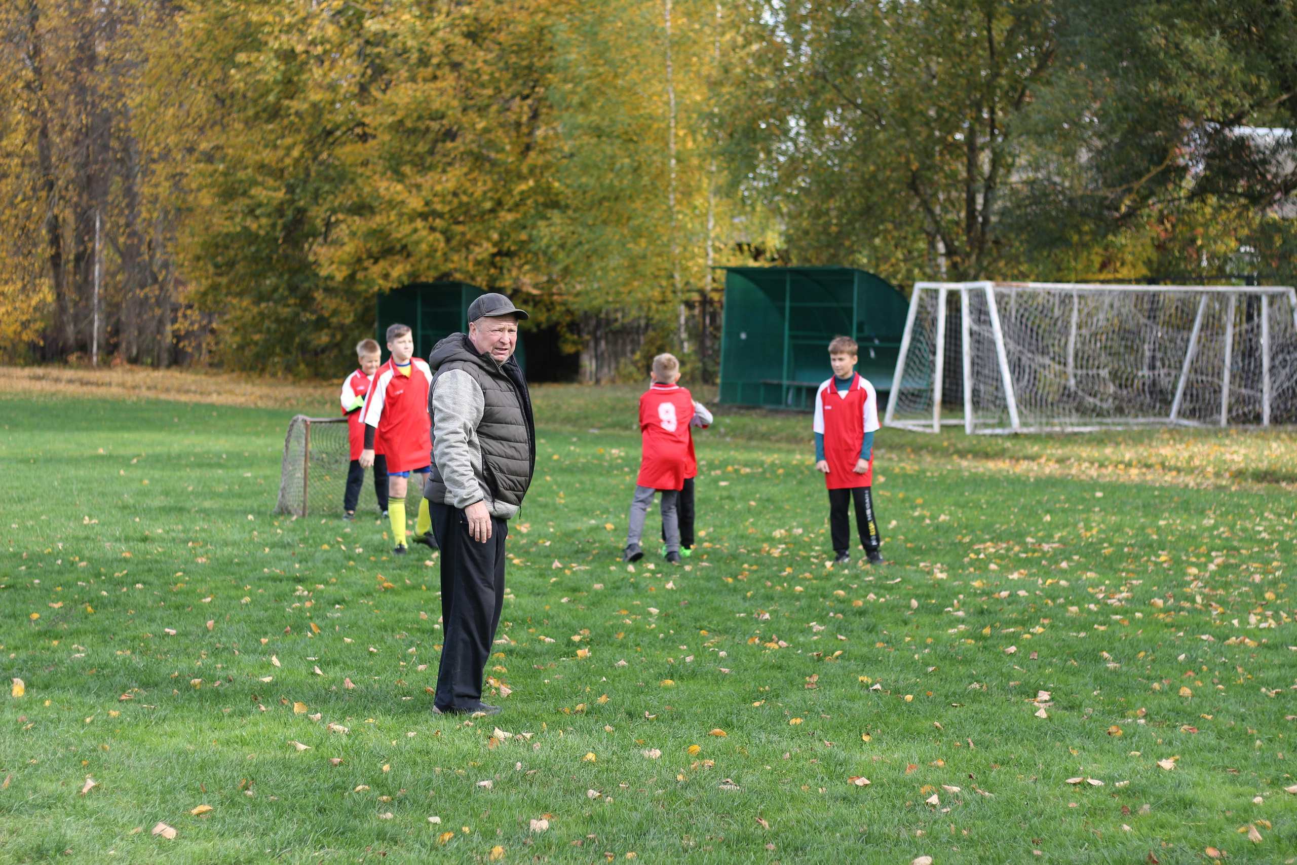 Футбольная встреча. Вознесенский храм села Барановское