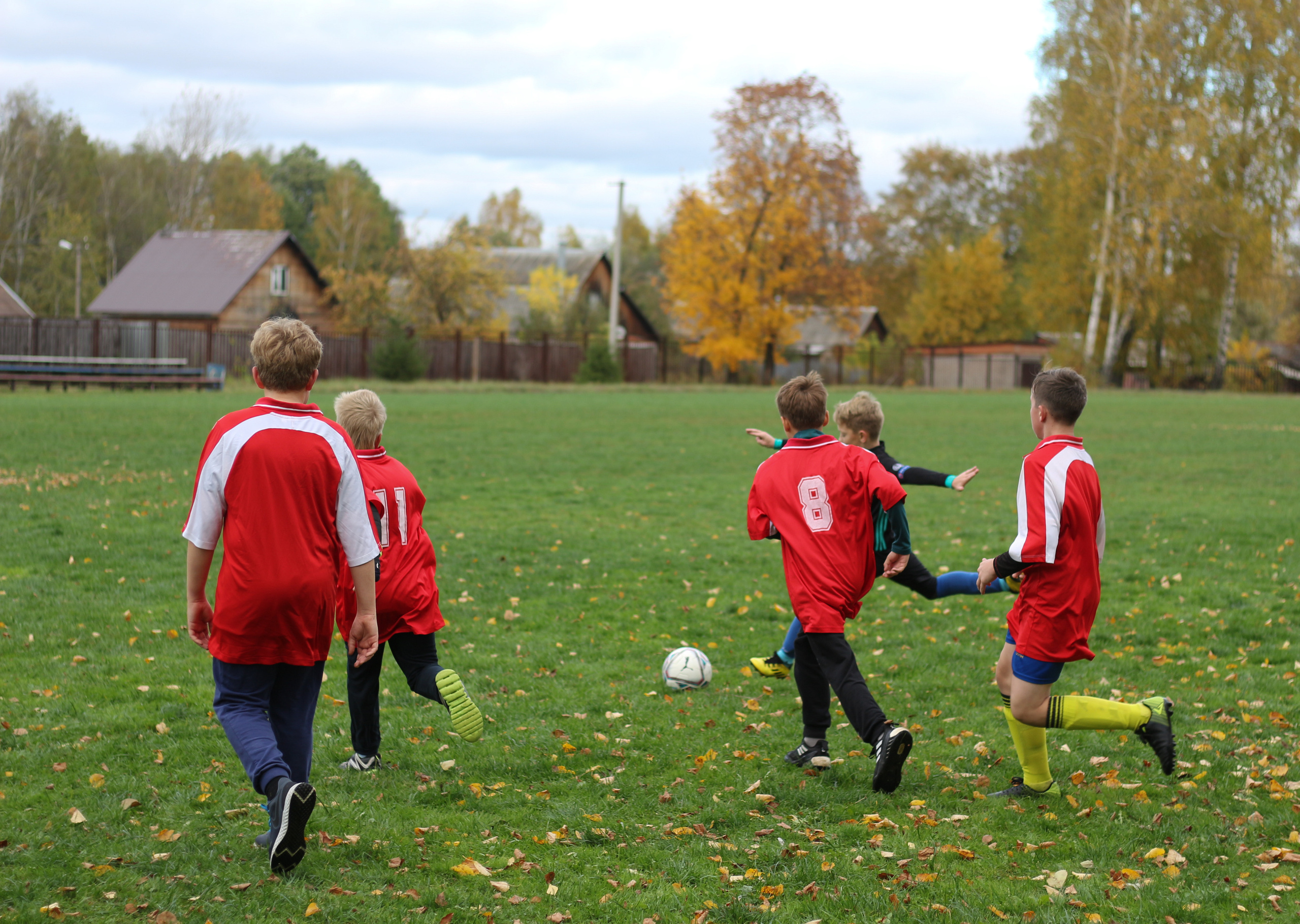 Футбольная встреча. Вознесенский храм села Барановское