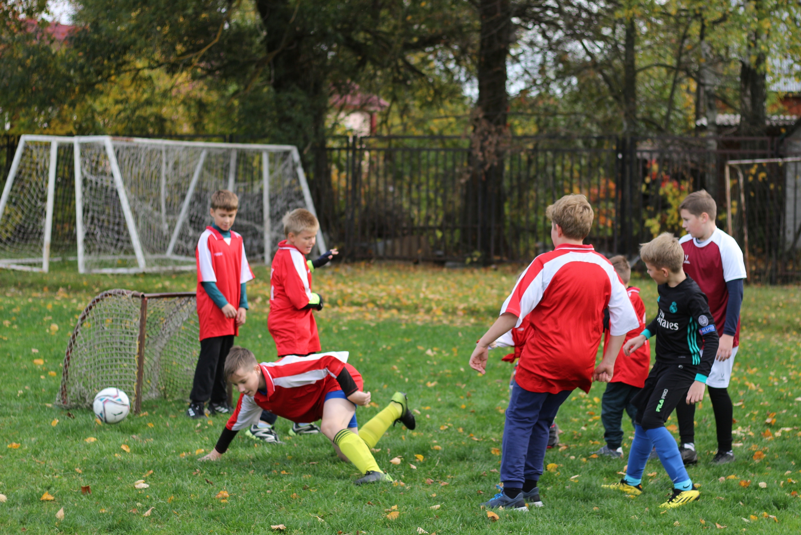 Футбольная встреча. Вознесенский храм села Барановское