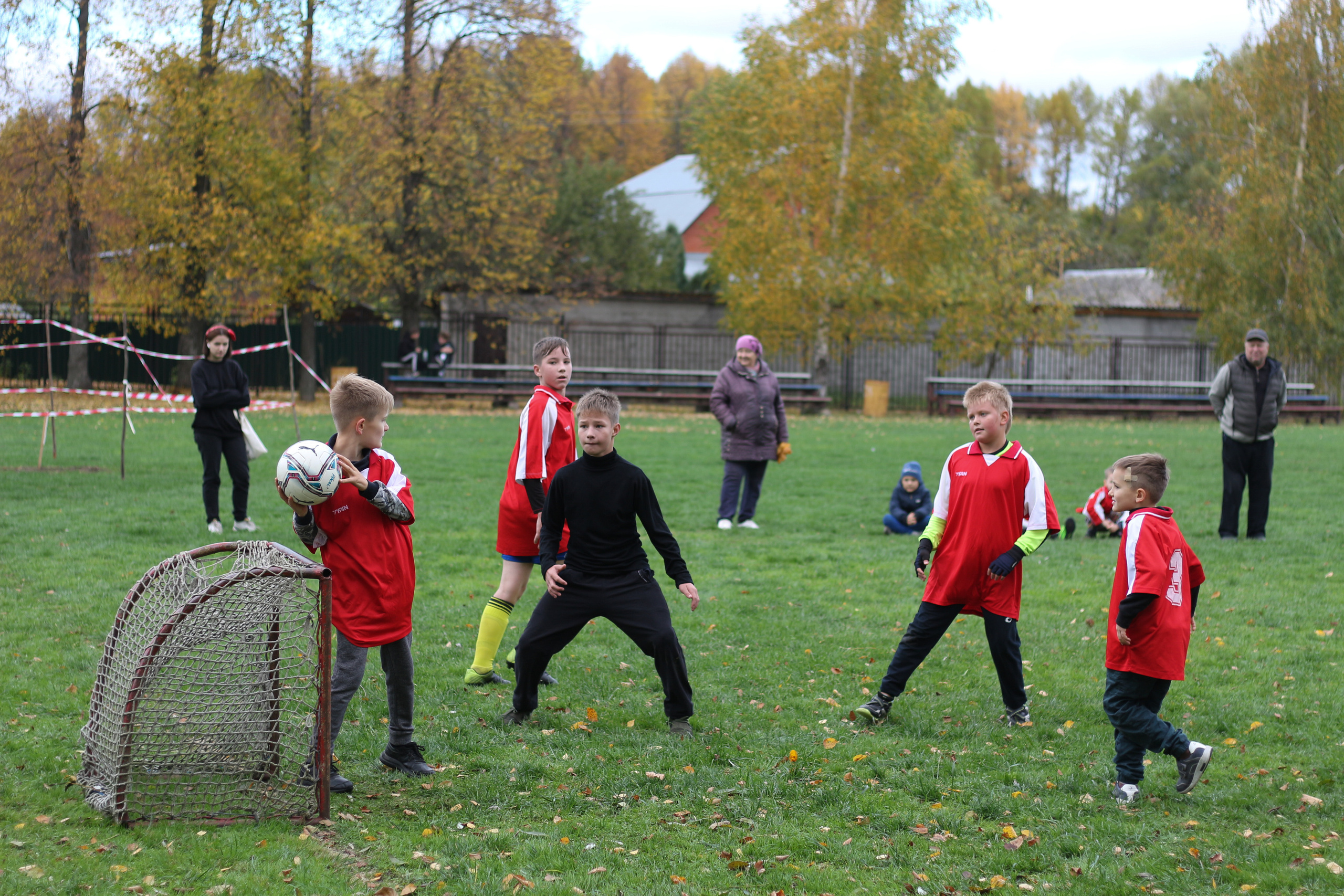 Футбольная встреча. Вознесенский храм села Барановское