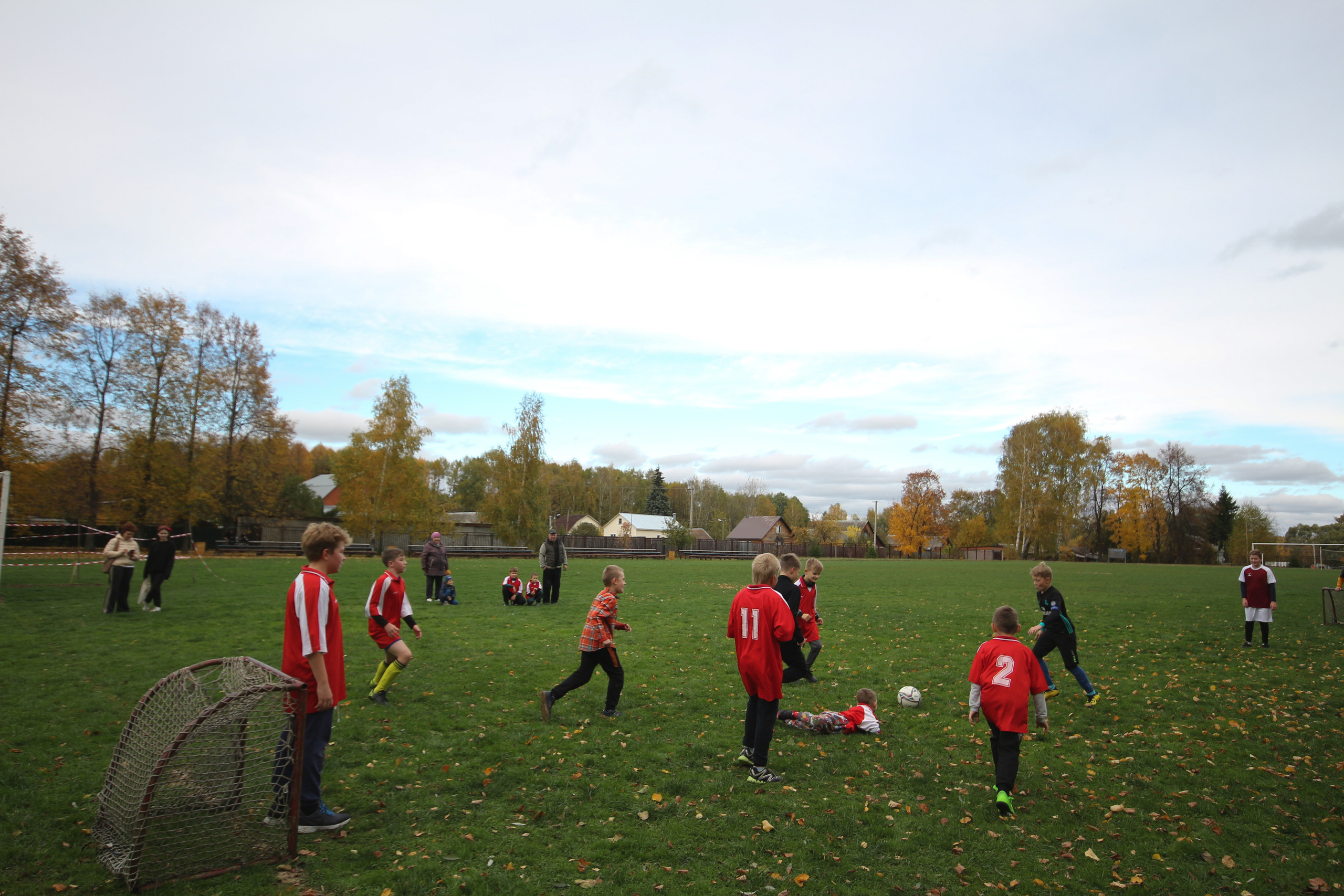 Футбольная встреча. Вознесенский храм села Барановское