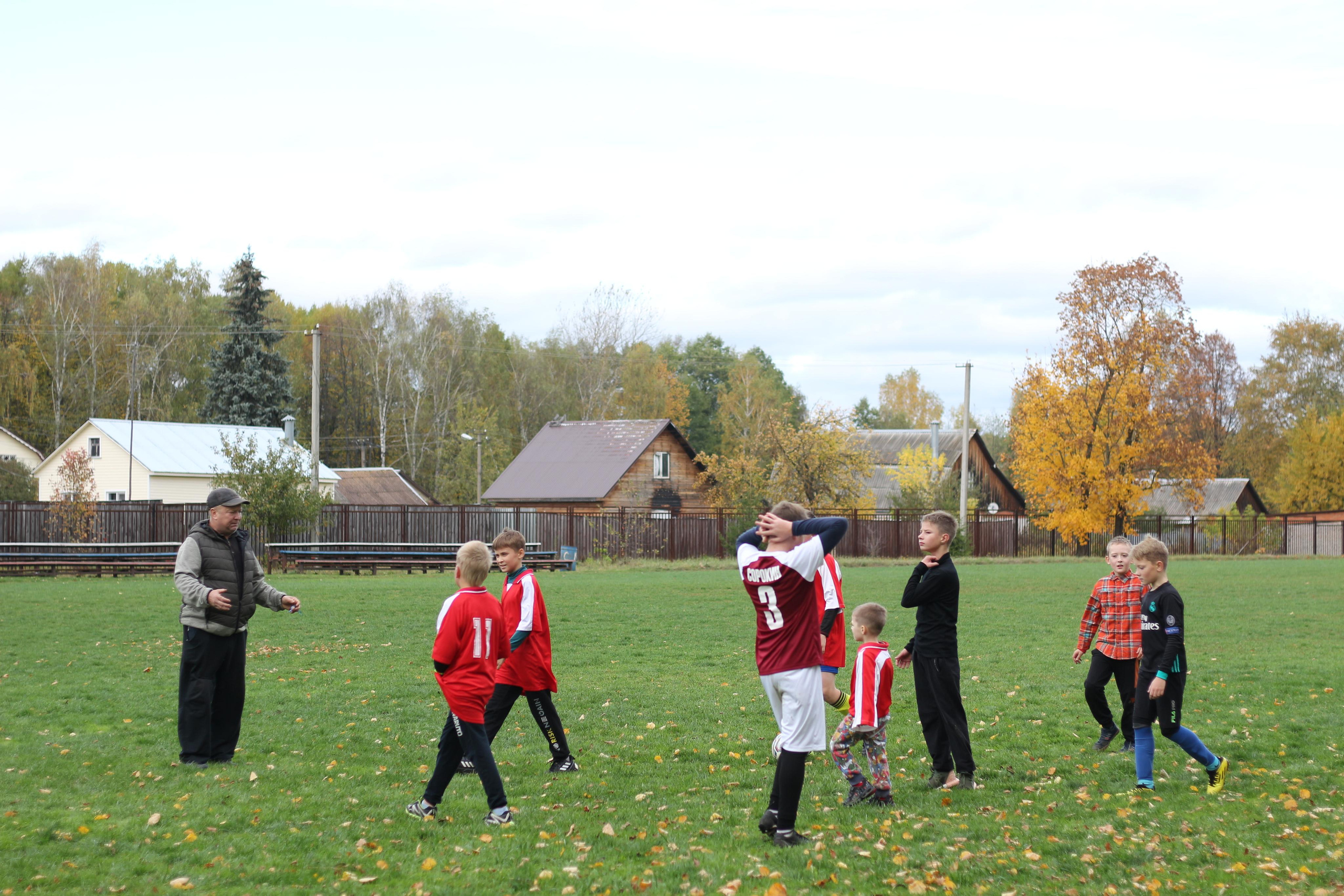 Футбольная встреча. Вознесенский храм села Барановское
