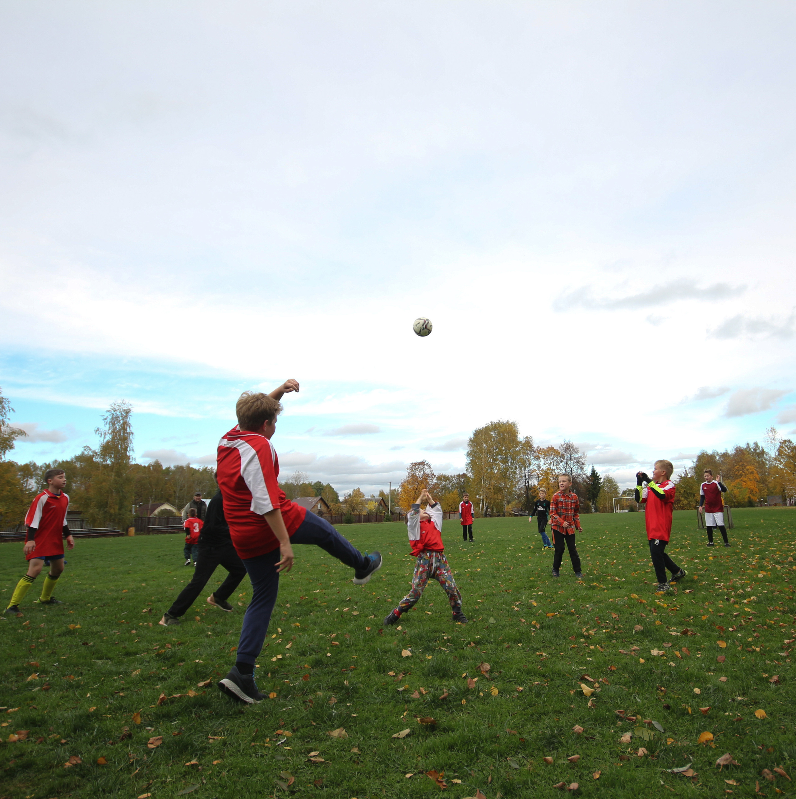 Футбольная встреча. Вознесенский храм села Барановское